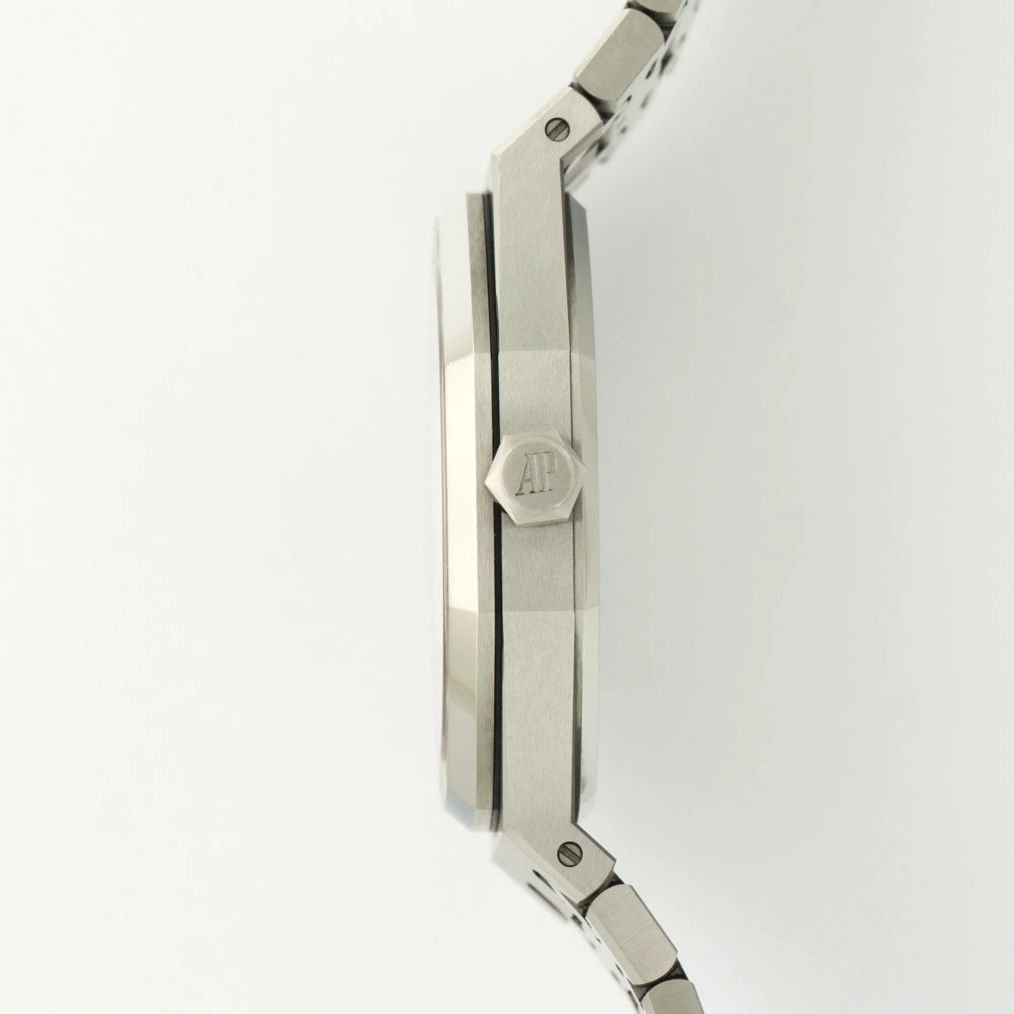 Audemars Piguet Royal Oak 41mm Watch Ref. 15400 - Image 3