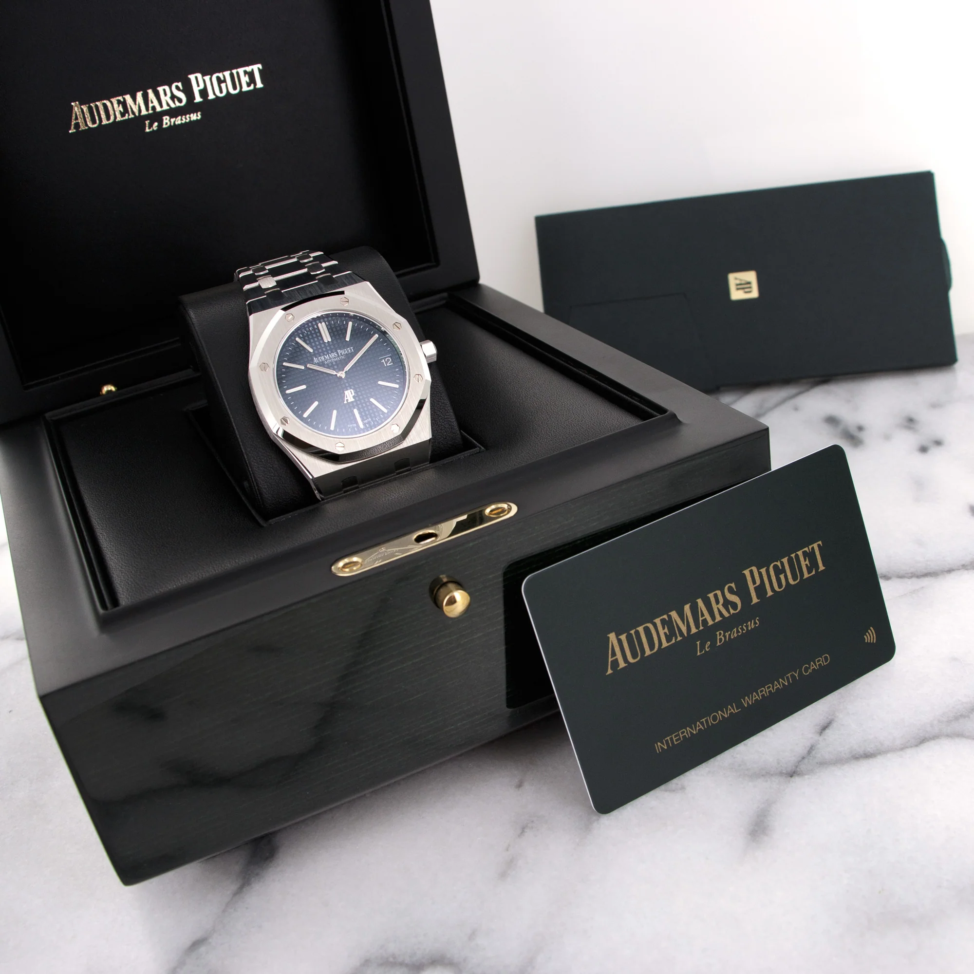 Audemars Piguet Ultra-Thin Royal Oak Jumbo Automatic Watch, Ref. 15202 - Image 6