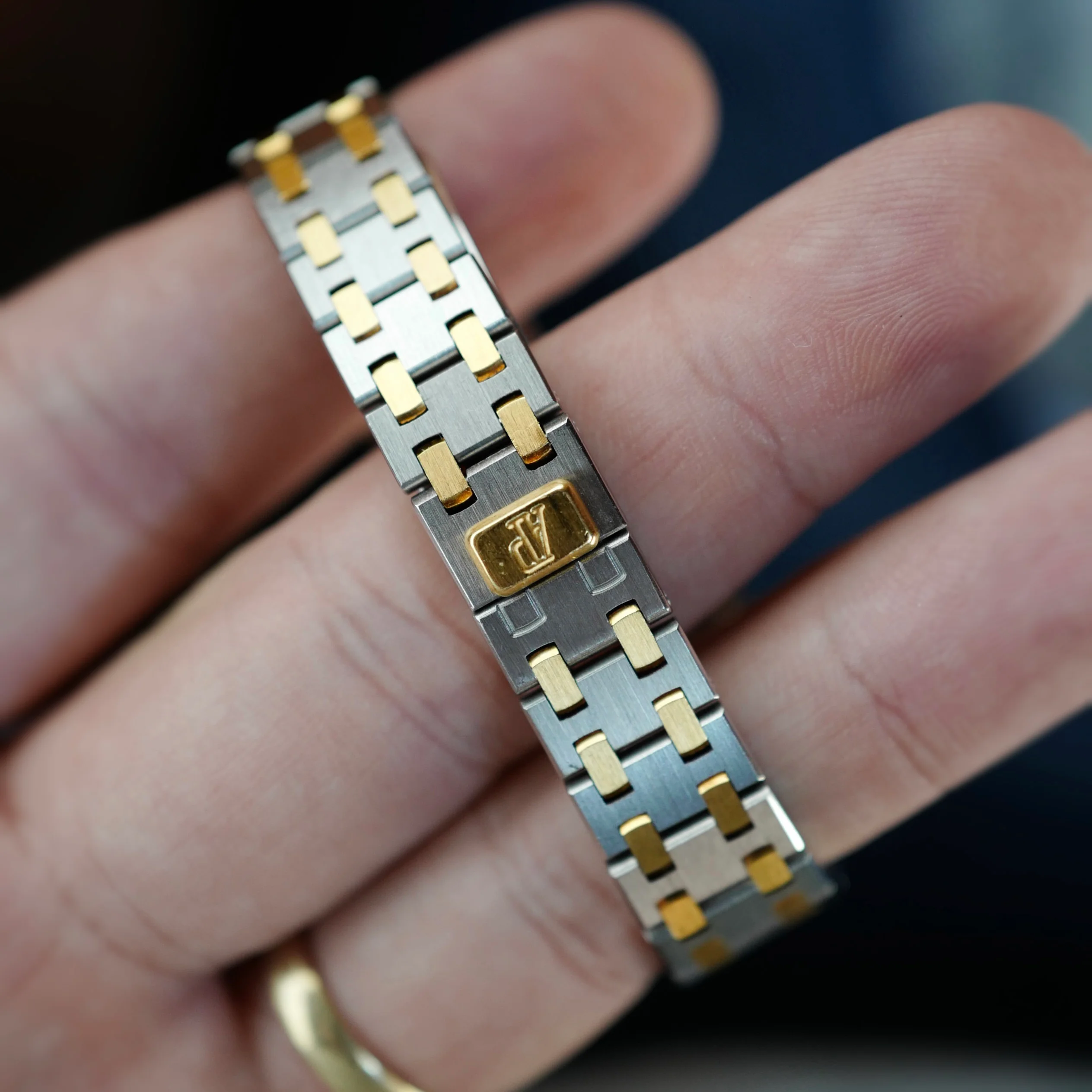 Audemars Piguet Two-Tone Ladies Royal Oak - Image 6
