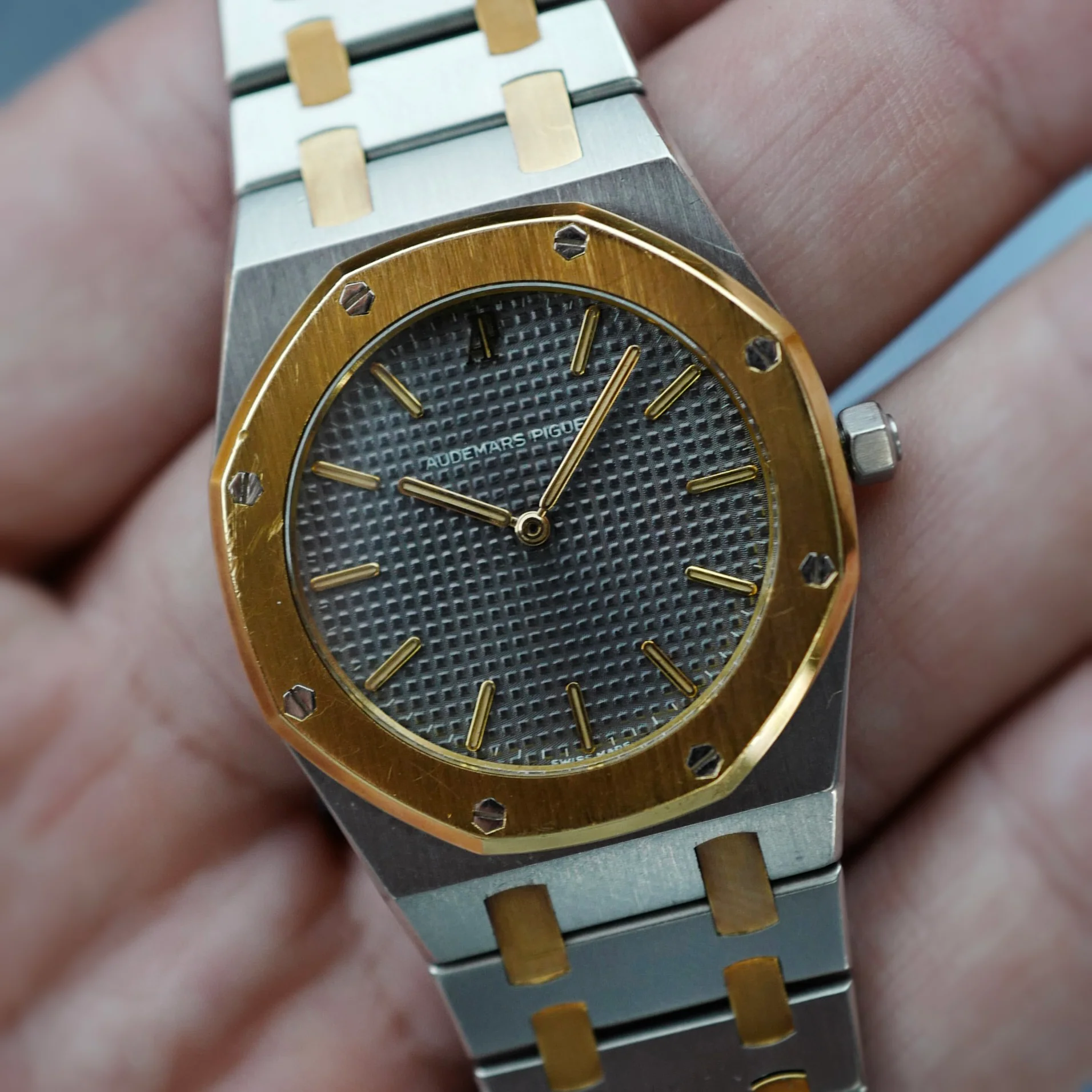 Audemars Piguet Two-Tone Royal Oak Ref. 56303 - Image 4