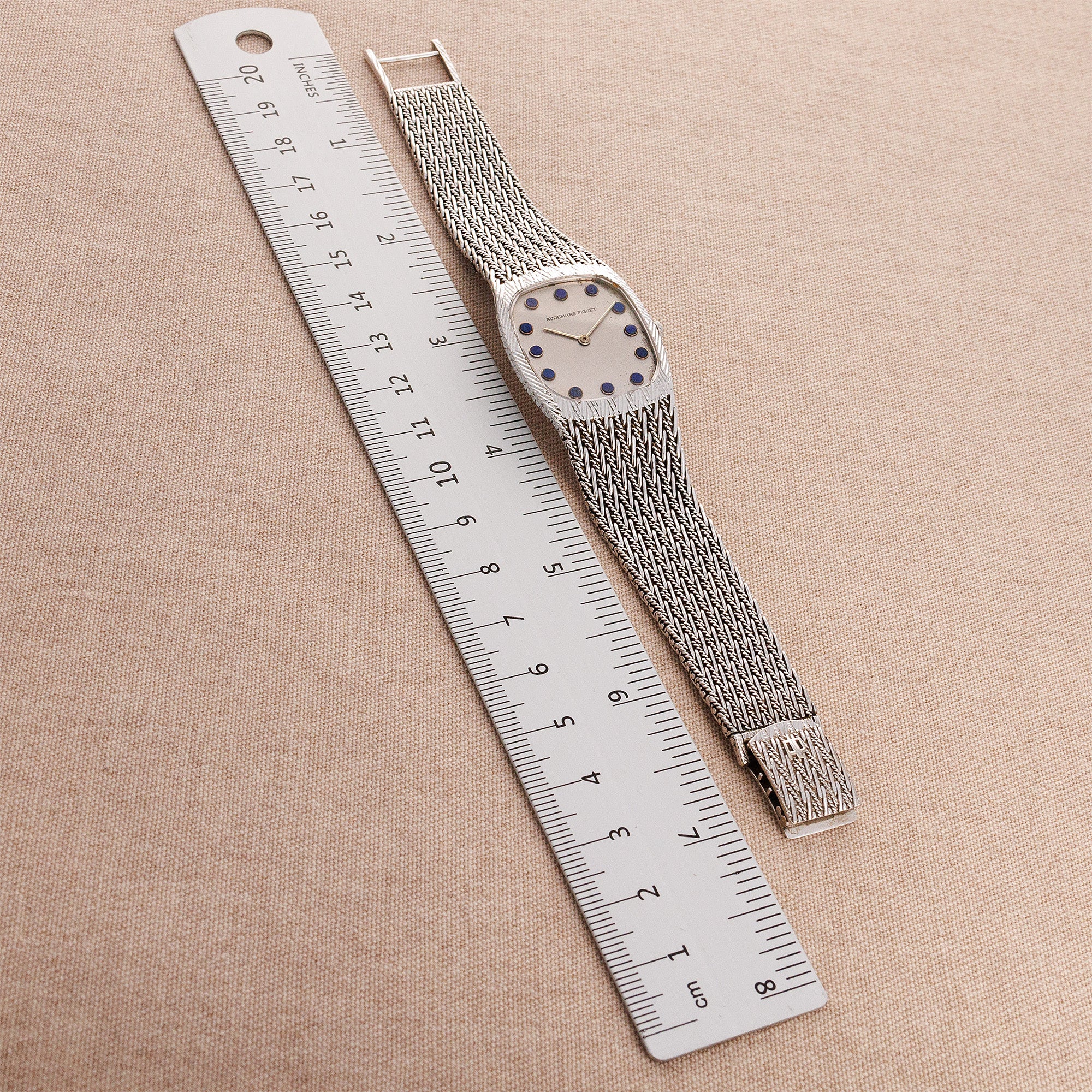 Audemars Piguet White Gold and Blue Round Marker Dial Watch - Image 8