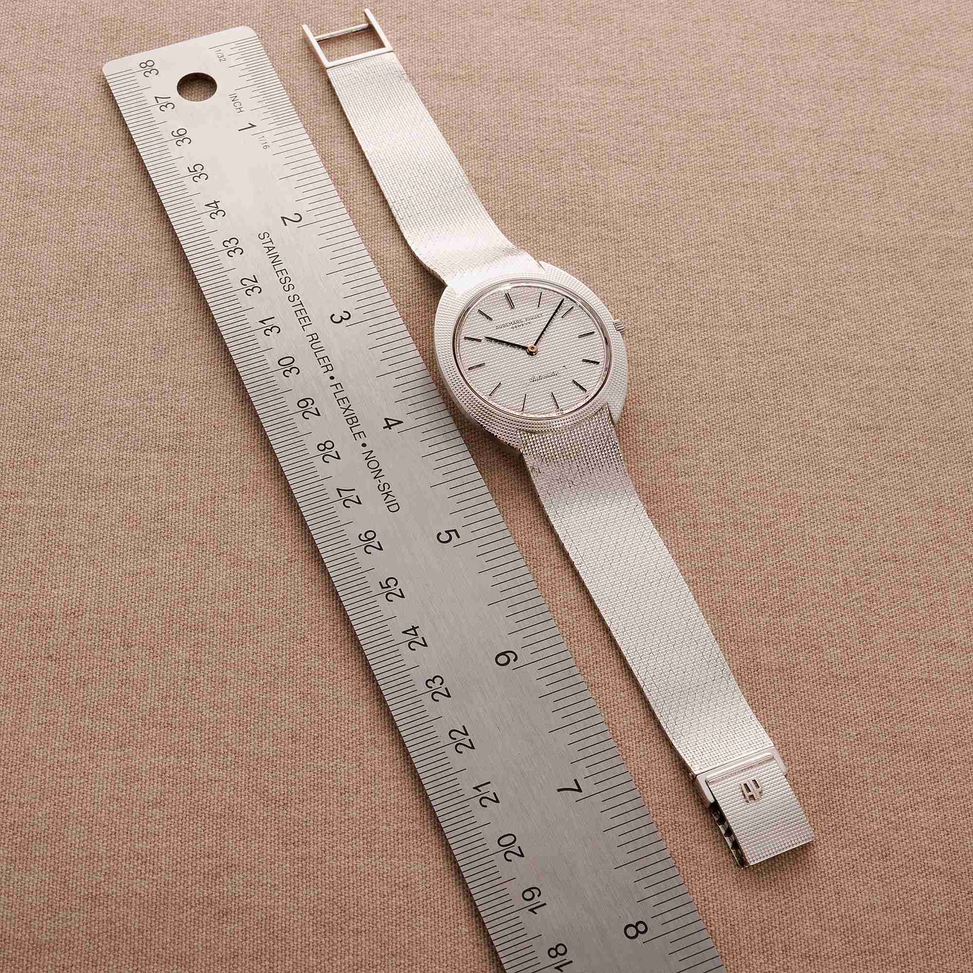 Audemars Piguet White Gold Automatic Tonneau Watch - Image 8