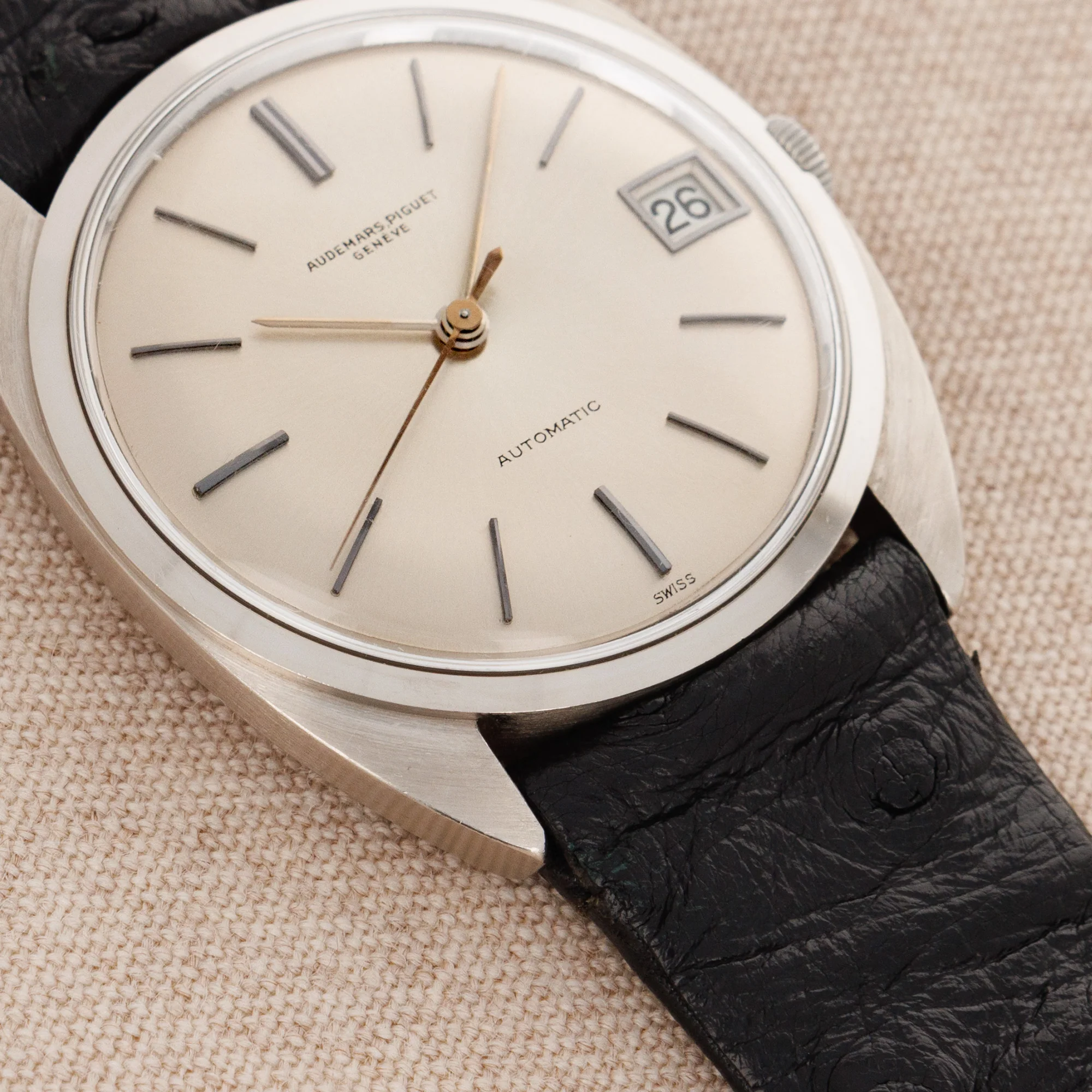 Audemars Piguet White Gold Tonneau Watch - Image 4