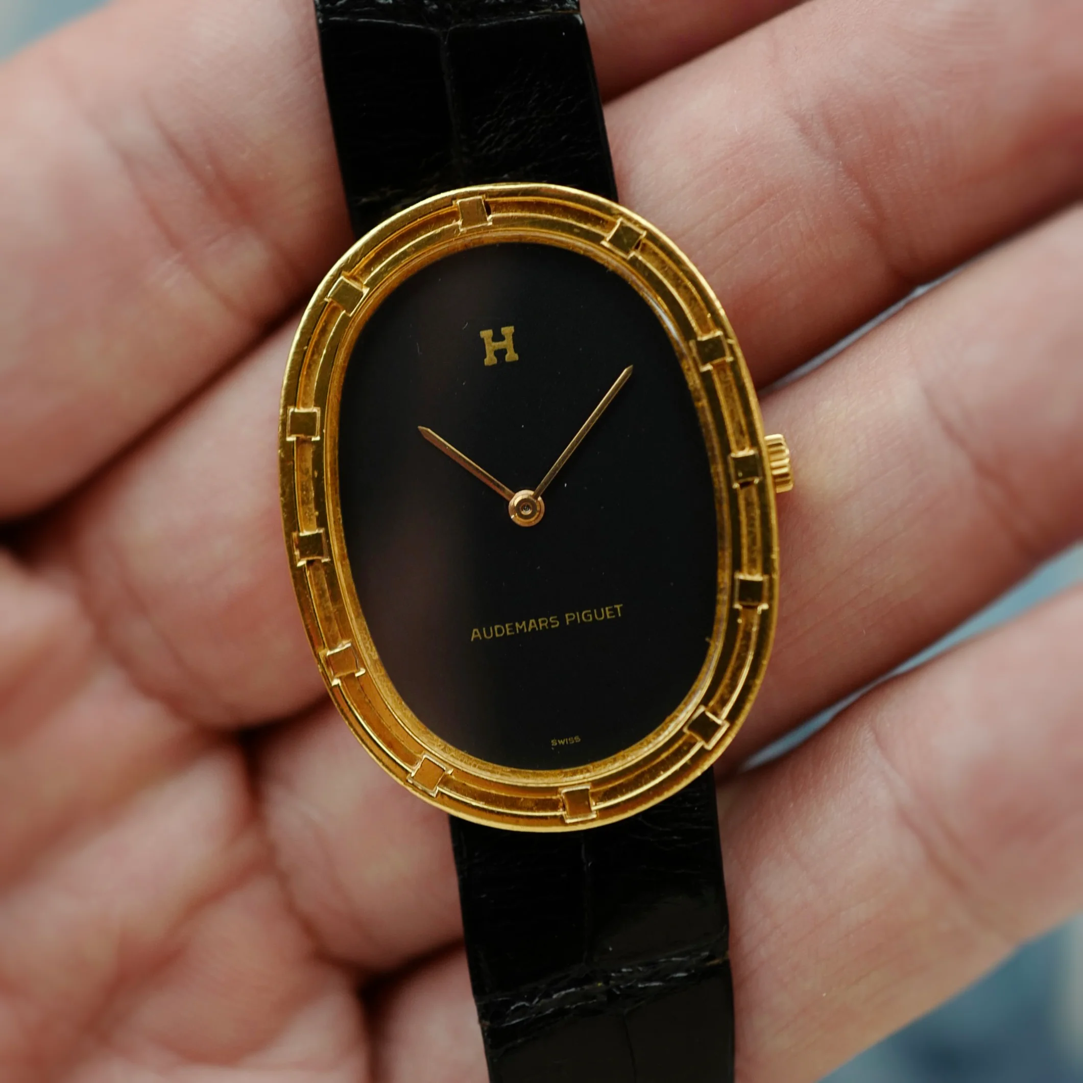Audemars Piguet Yellow Gold Horse Shoe Watch for Hermes - Image 2