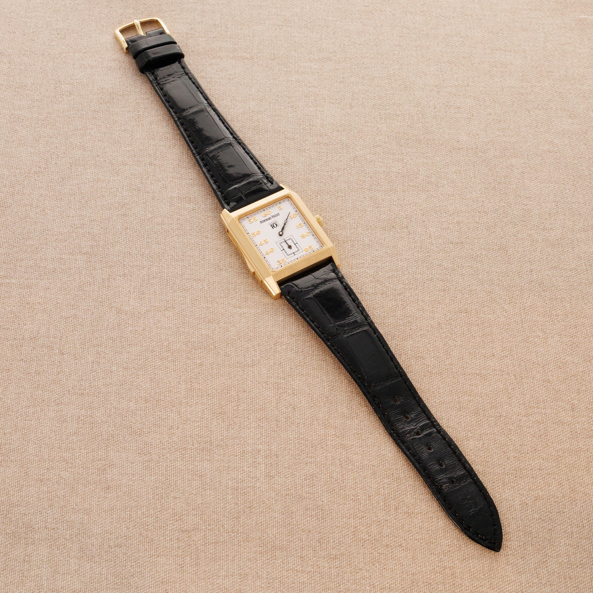 Audemars Piguet Yellow Gold Minute Repeater Ref. 25723 - Image 4