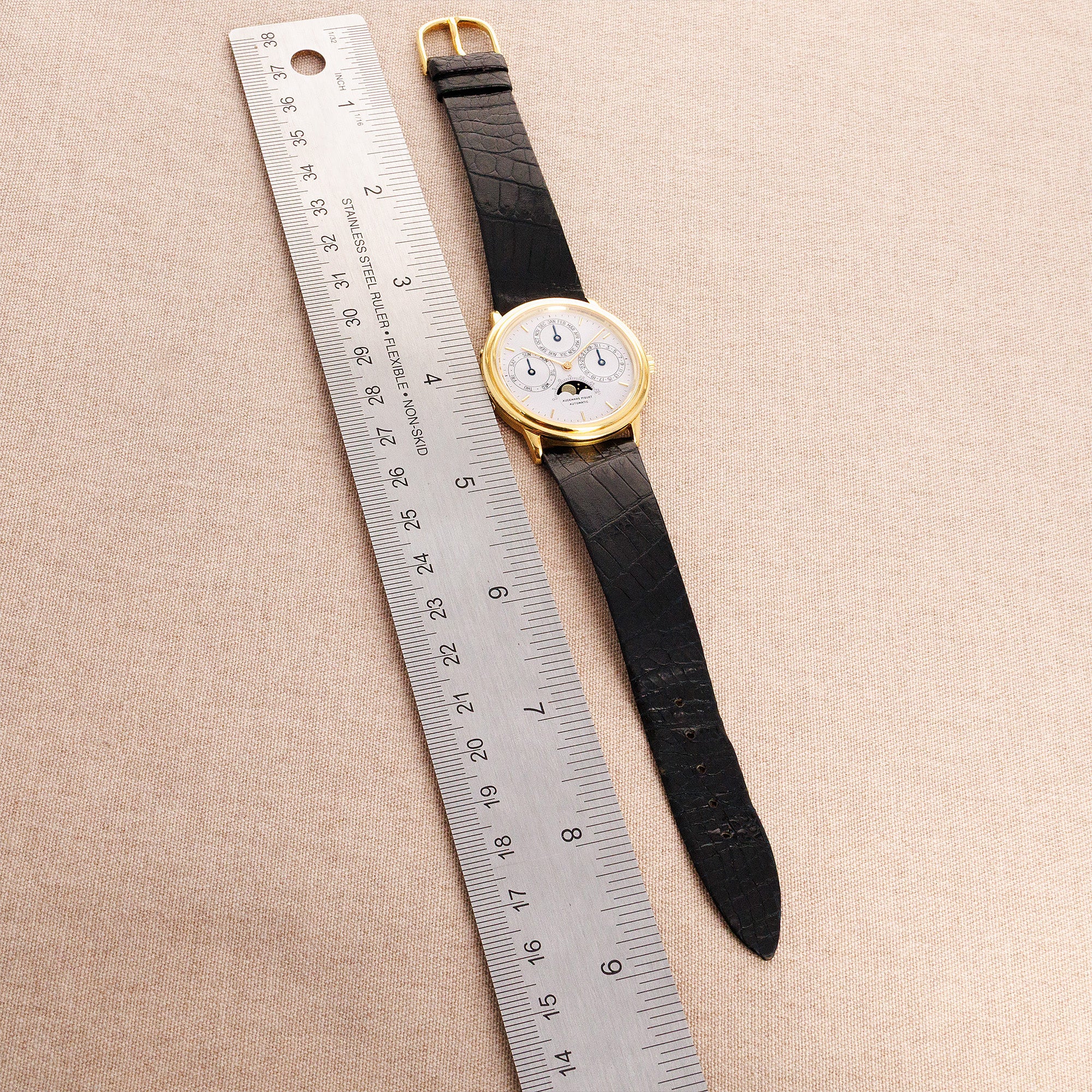 Audemars Piguet Yellow Gold Quantieme Perpetual Ref. 5548 - Image 6