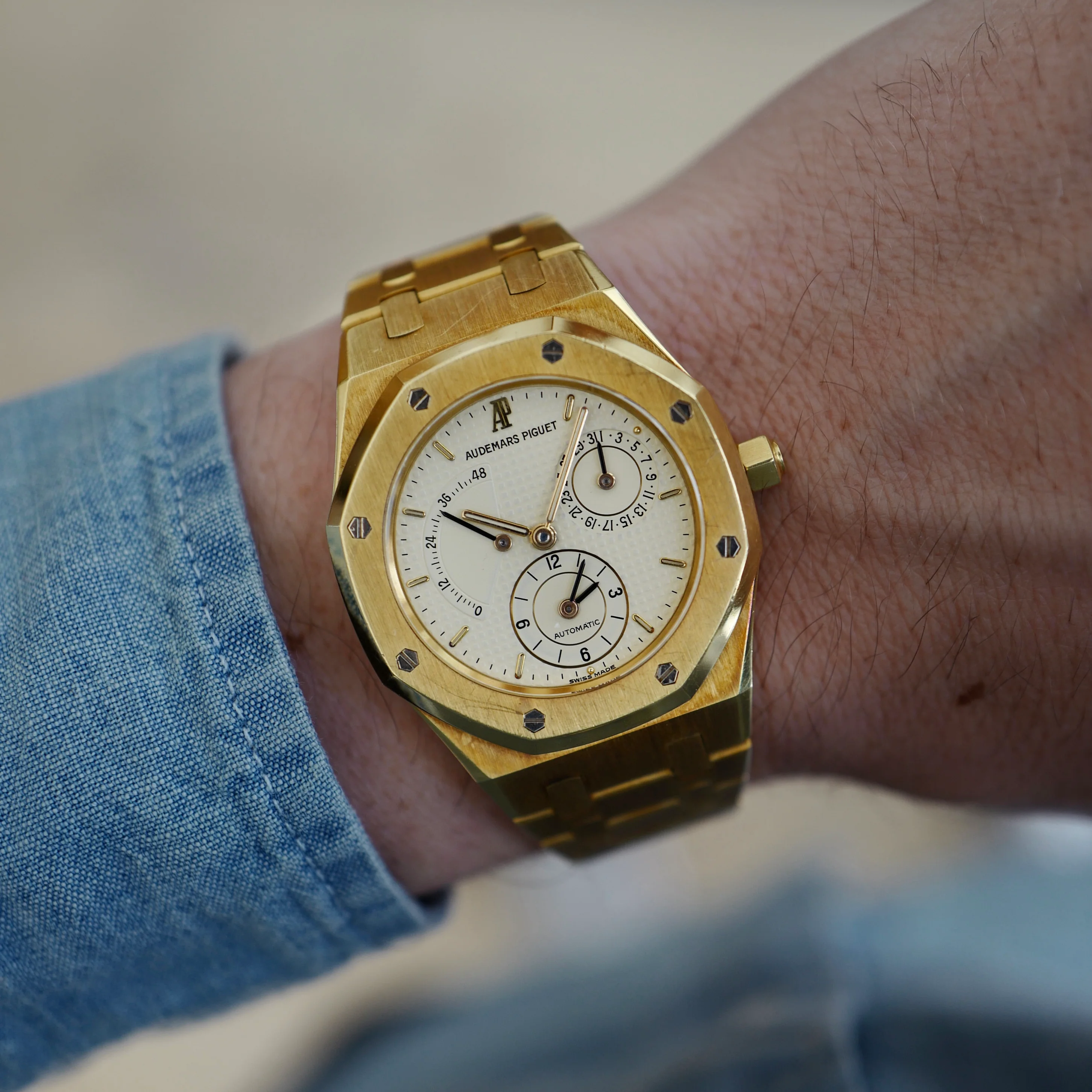Audemars Piguet Yellow Gold Royal Oak Ref. 25730 with Cream Dial - Image 7