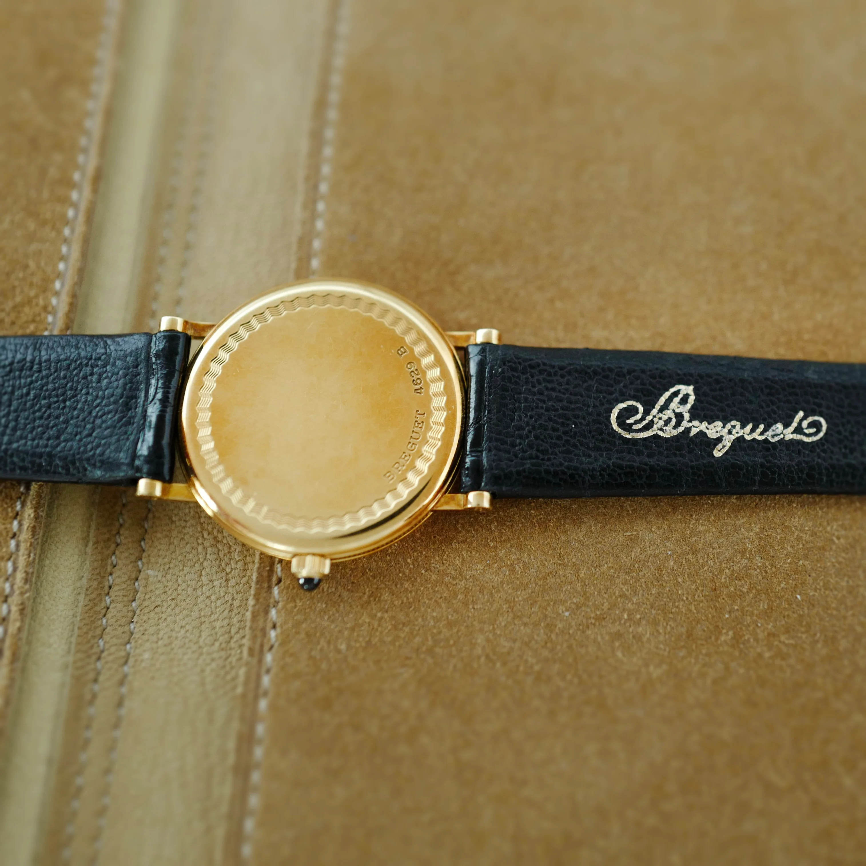 Breguet Yellow Gold Classique Ref. 3210BA/12/264 - Image 7