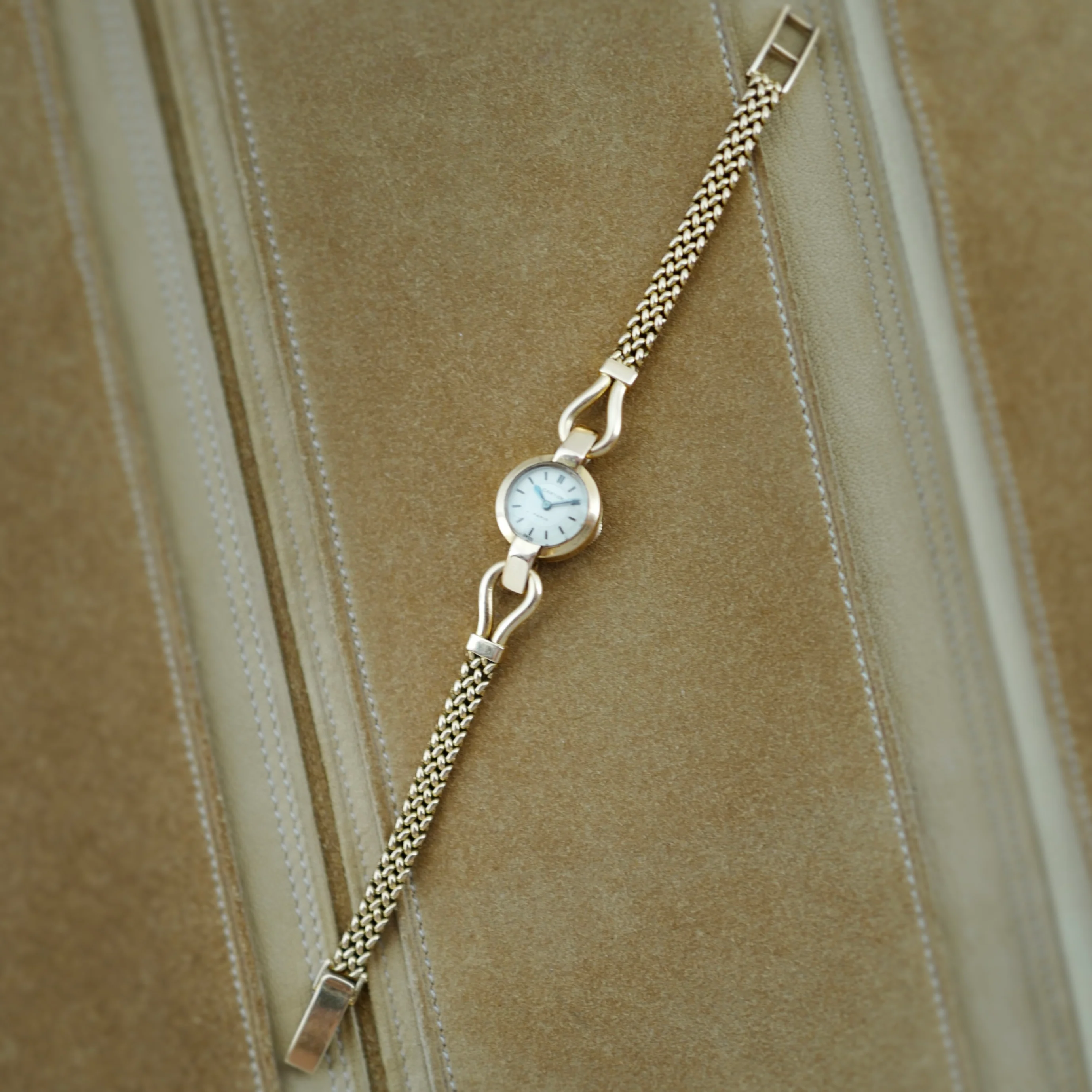 Cartier Paris Yellow Gold Bracelet Watch with Backwind (New Arrival) - Image 4