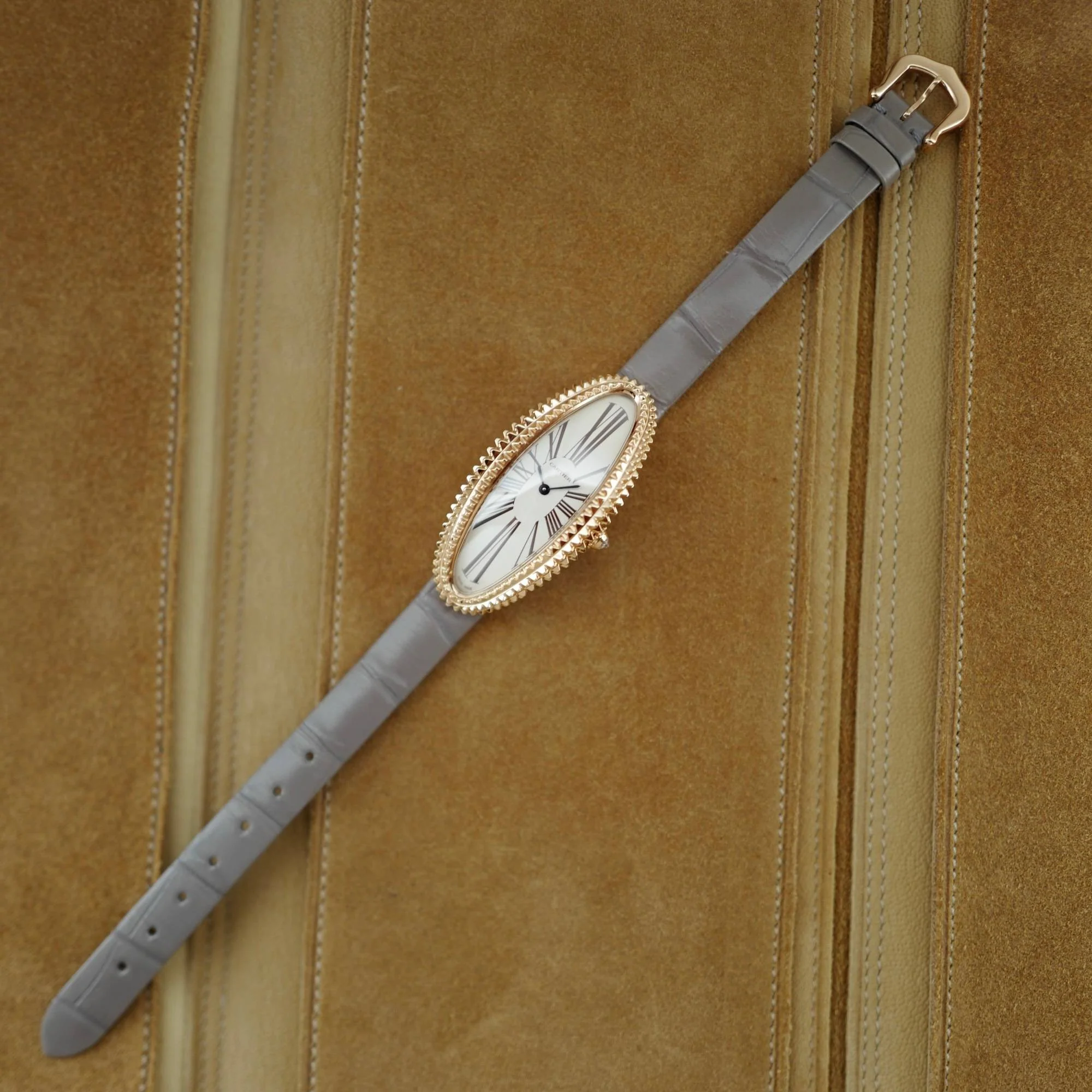 Cartier Rose Gold Baignoire Allongee Ref. WGBA0009 - Image 4