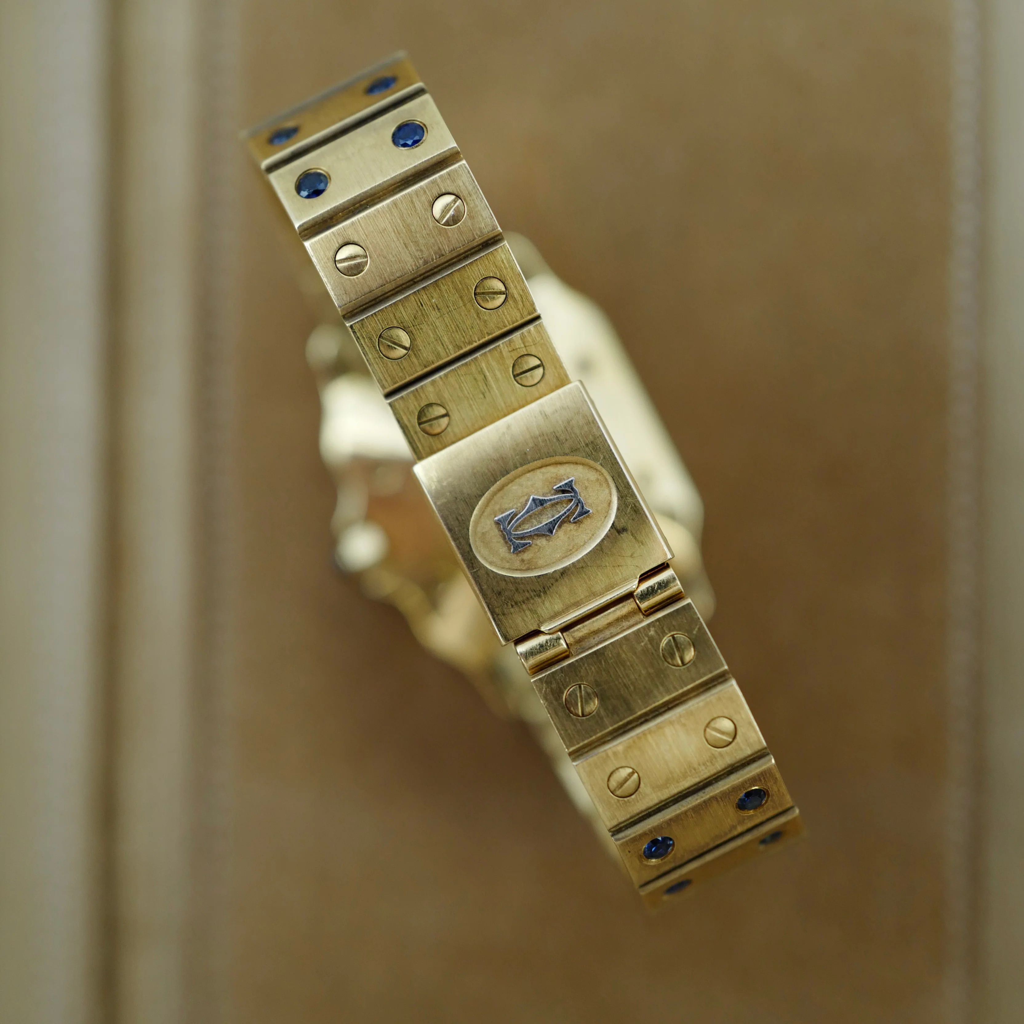 Cartier Yellow Gold Santos Ref. 81736781 with Sapphire Bezel and Bracelet (New Arrival) - Image 4