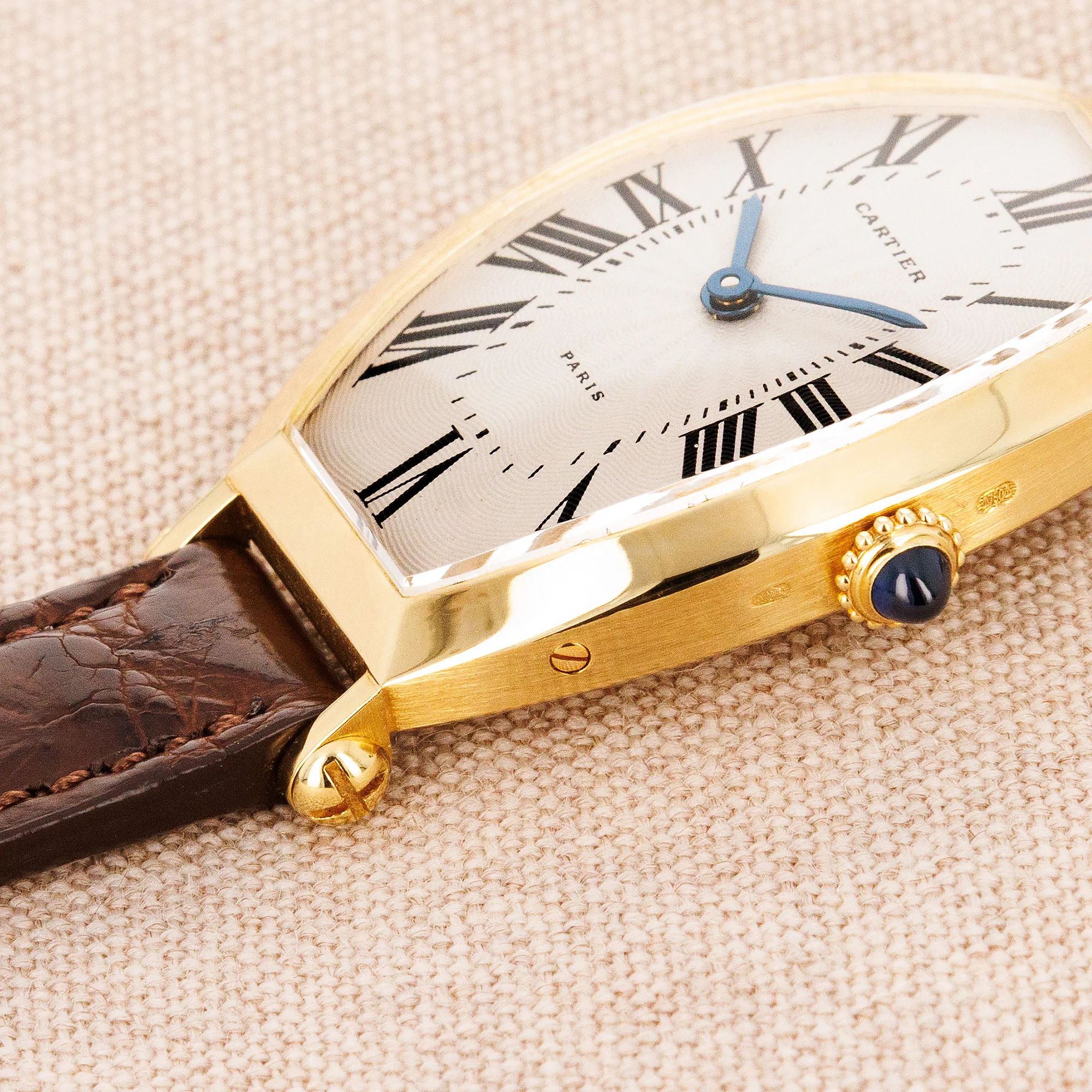 Cartier Yellow Gold Tonneau Watch, Paris 1991 - Image 9
