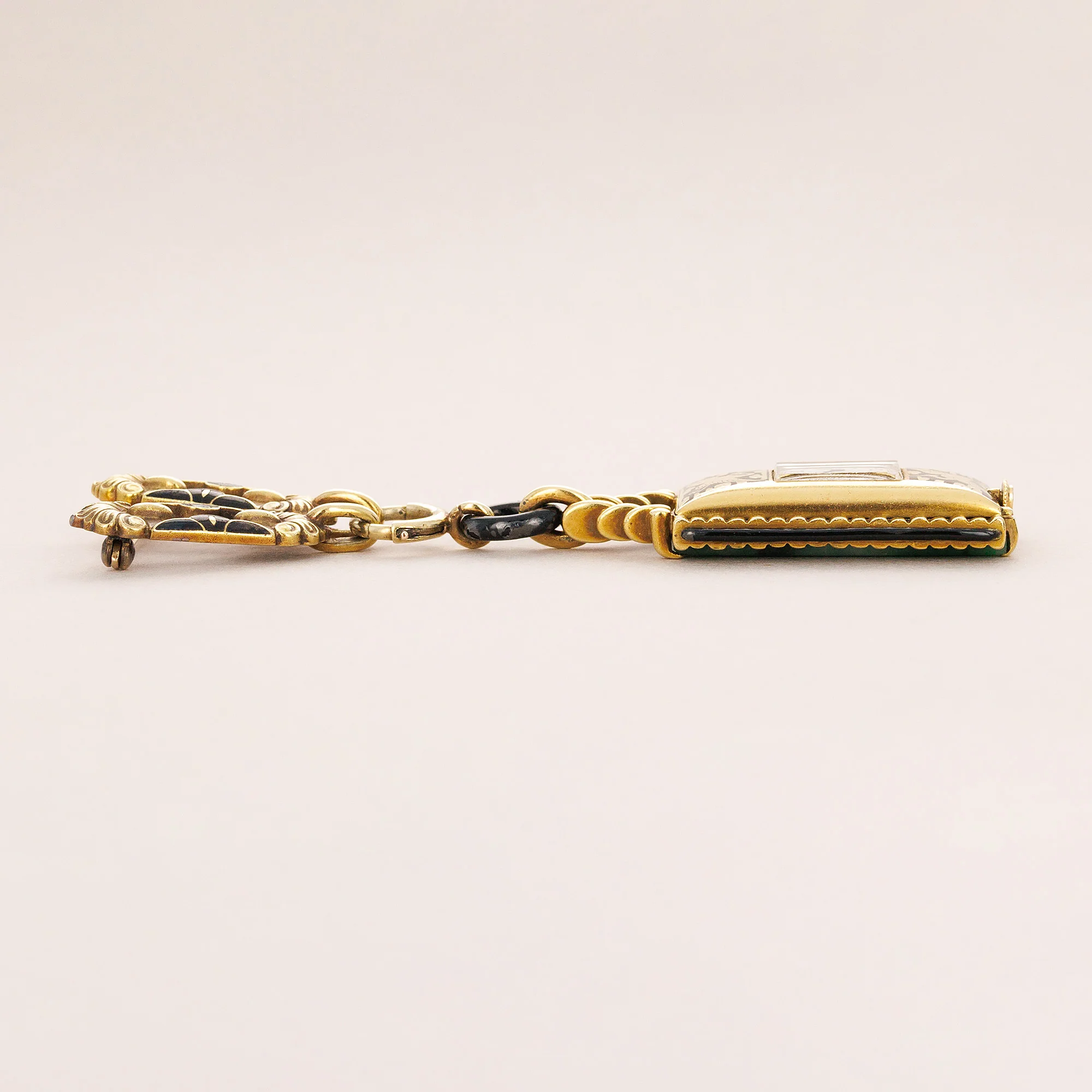 Gruen Art Deco Yellow Gold & Jade Lapel Watch (Objet) - Image 4