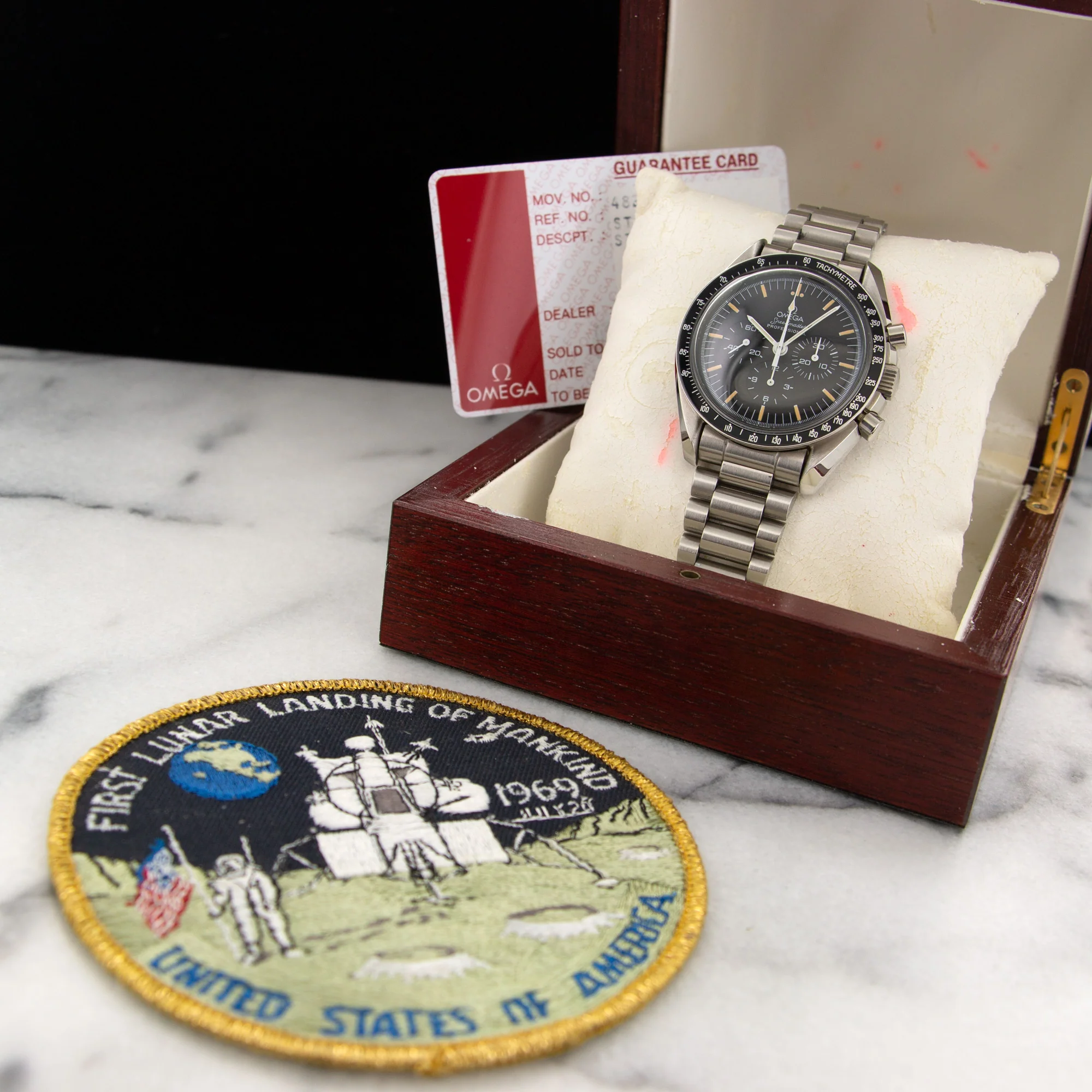 Omega Speedmaster Apollo Ref. 145.022, in Like New Condition with Original Box and Papers - Image 7