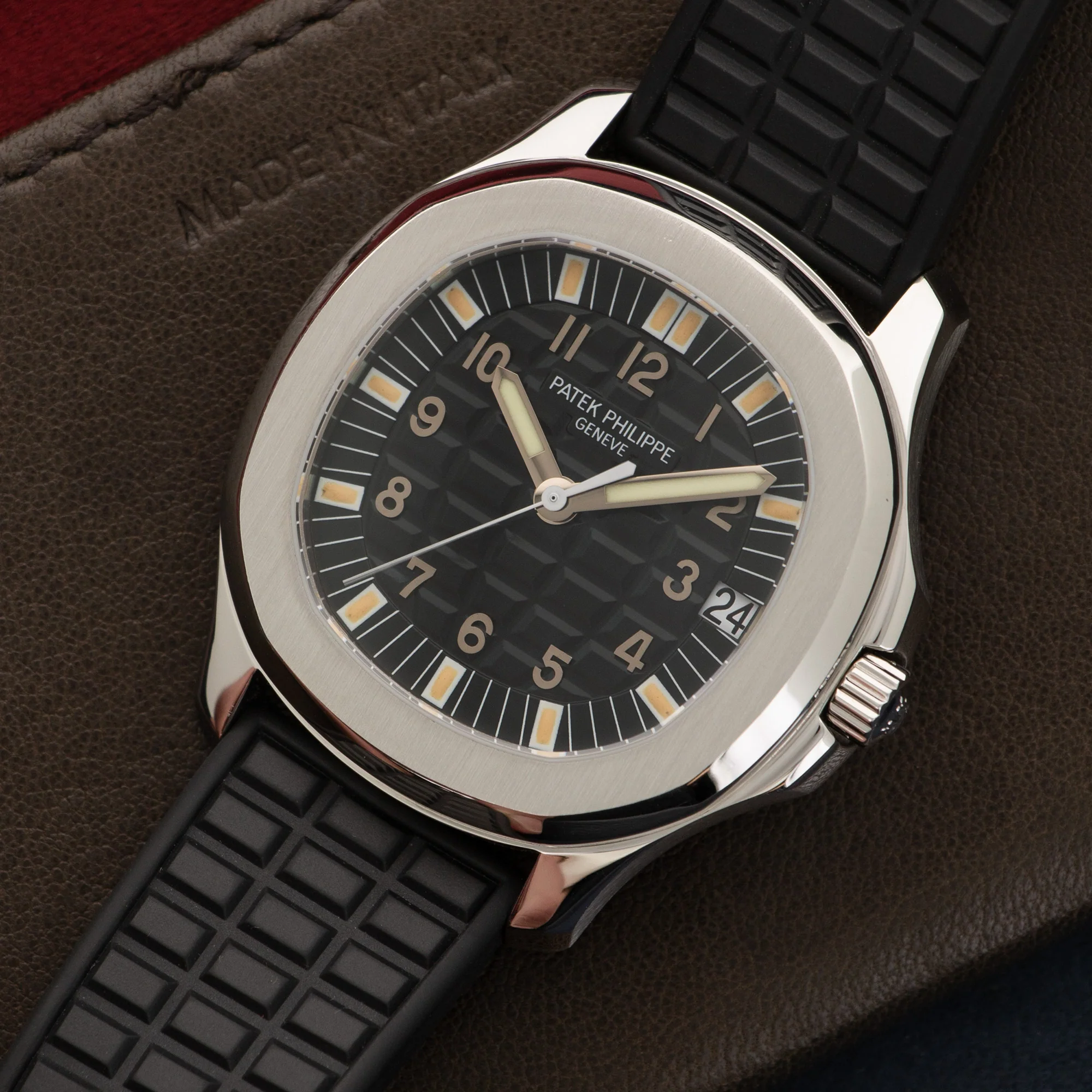 Patek Philippe Aquanaut Jumbo Watch Ref. 5065 - Image 2