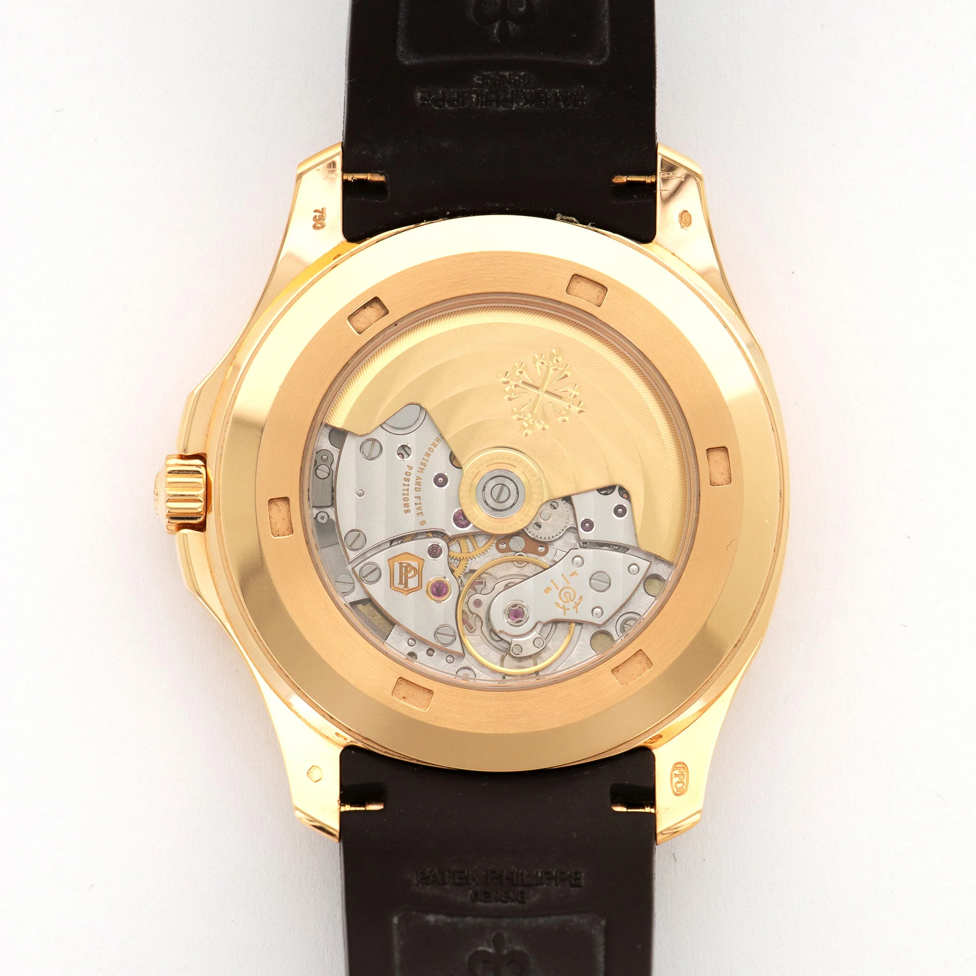 Patek Philippe Aquanaut Rose Gold on Strap Ref. 5167 - Image 4