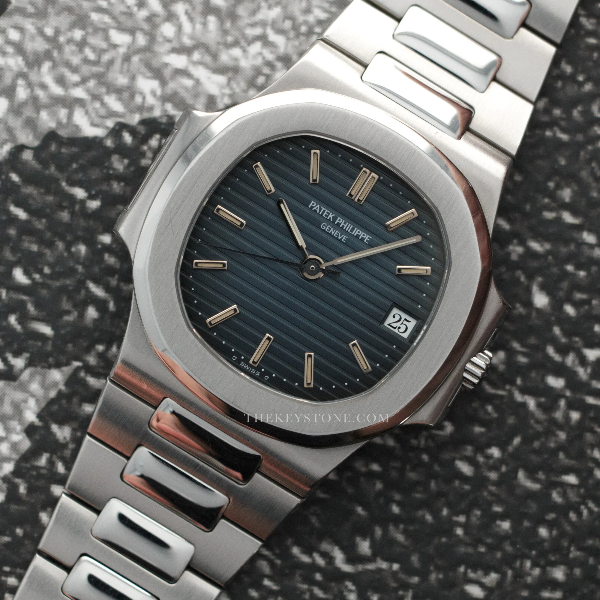 Patek Philippe Nautilis Watch, Ref. 3800 - Image 2