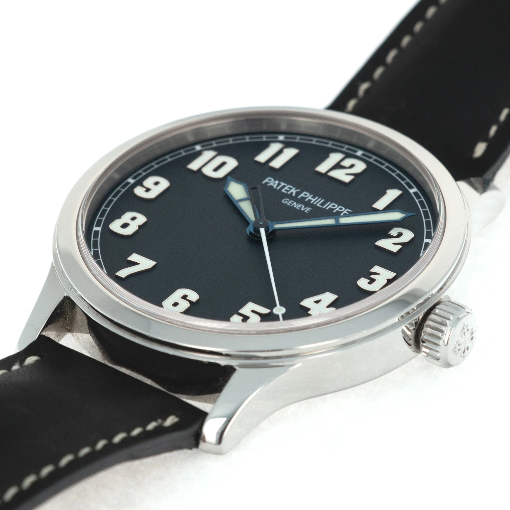Patek Philippe Pilot Calatrava Limited New York Edition Watch Ref. 5522 - Image 5