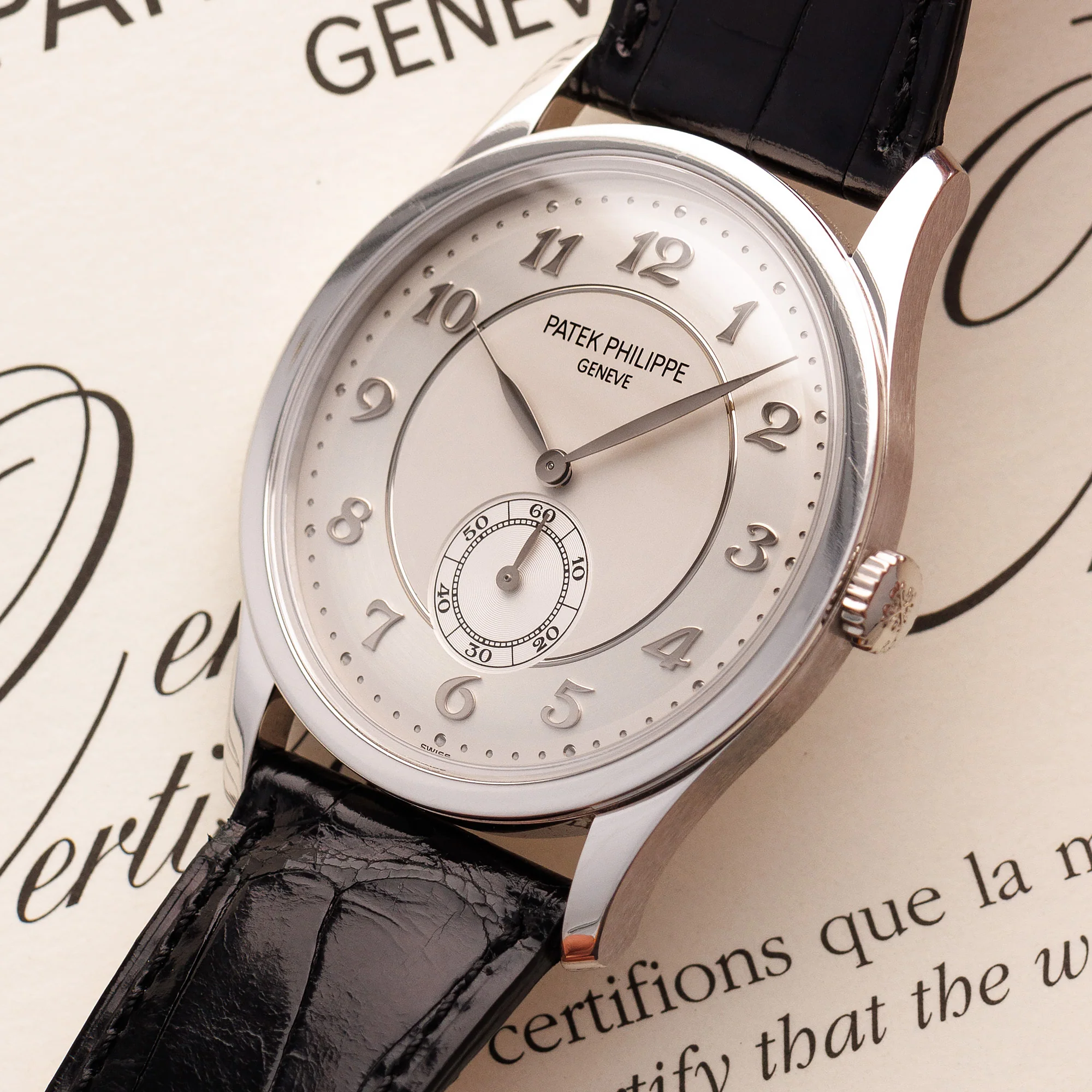 Patek Philippe Platinum Calatrava Ref. 5196 - Image 2