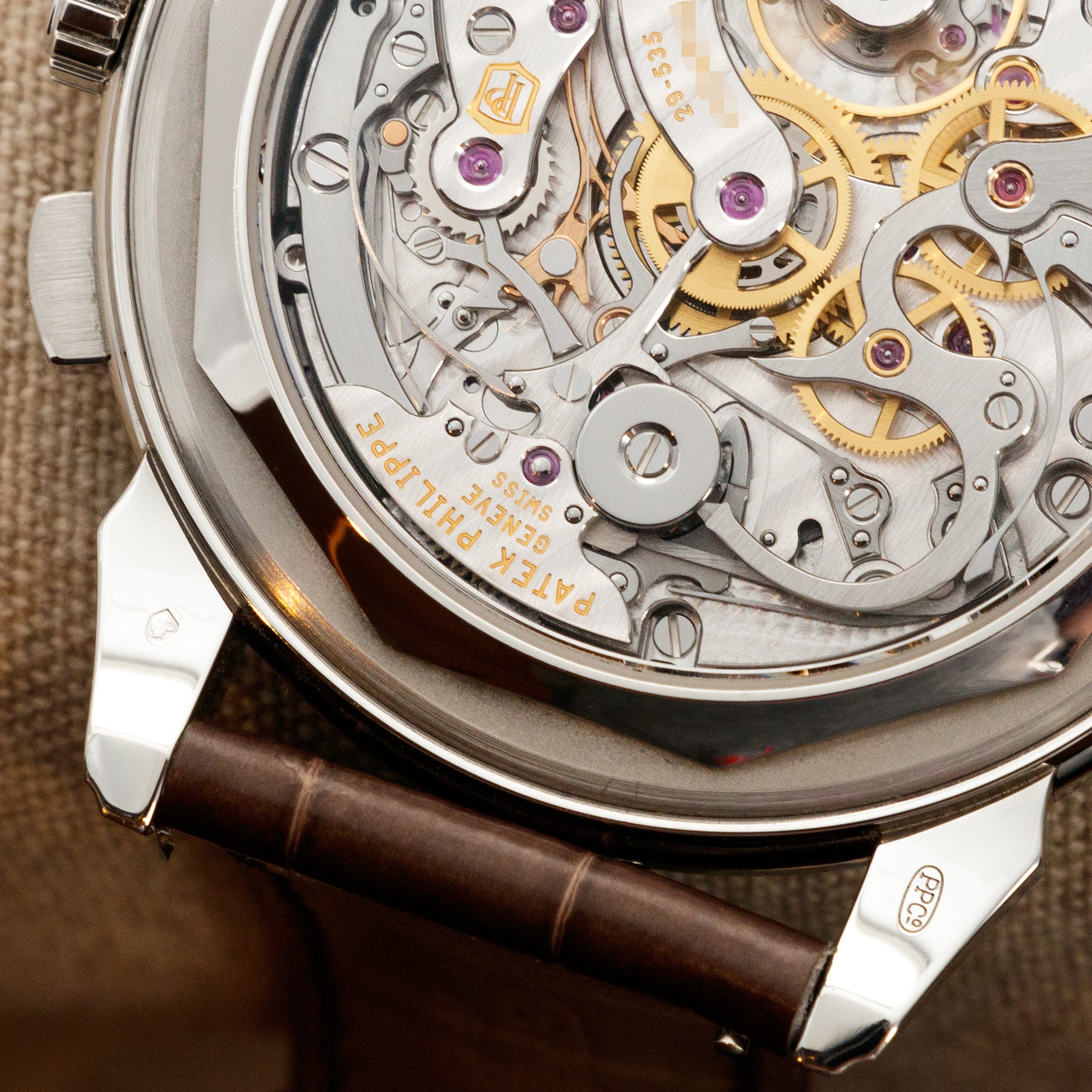 Patek Philippe Platinum Perpetual Calendar Chrono Watch Ref. 5270 - Image 5