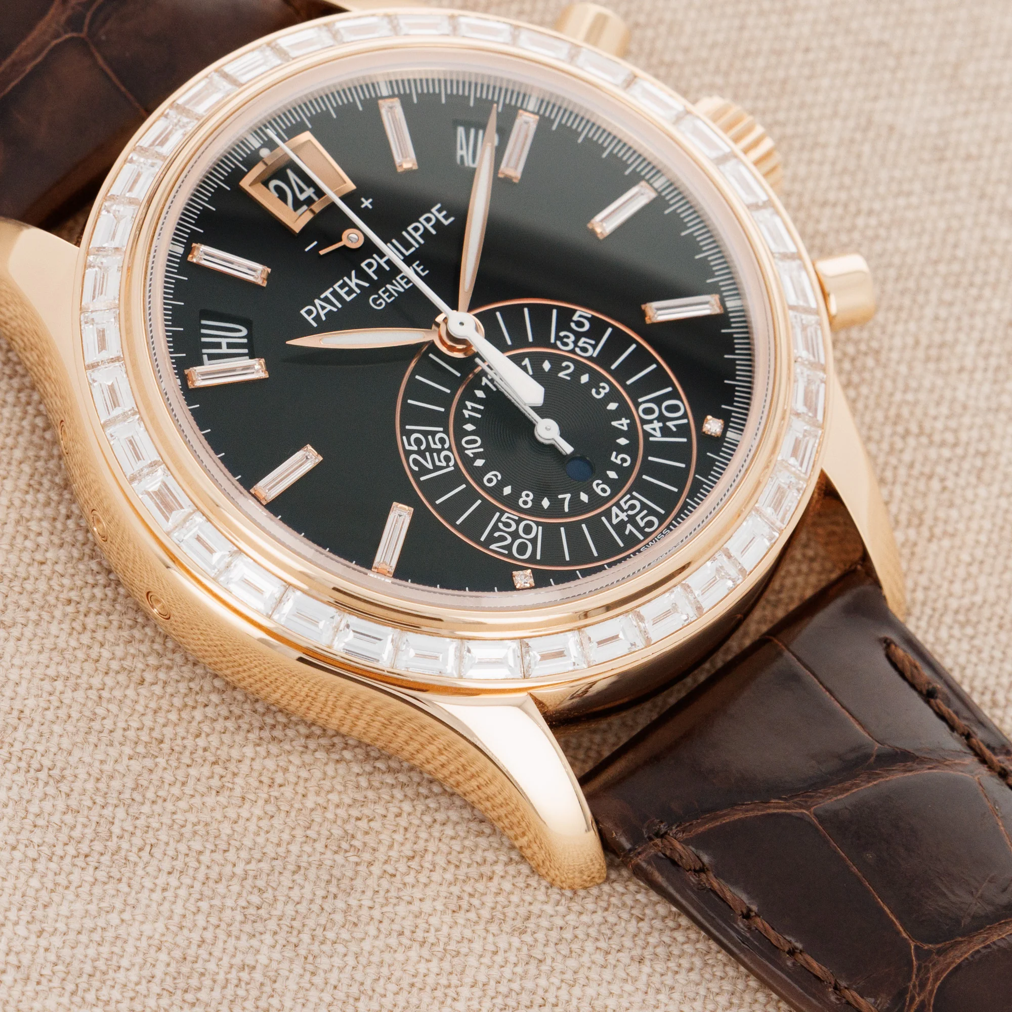 Patek Philippe Rose Gold Annual Calendar Chronograph Ref. 5961R with Factory Diamonds - Image 4
