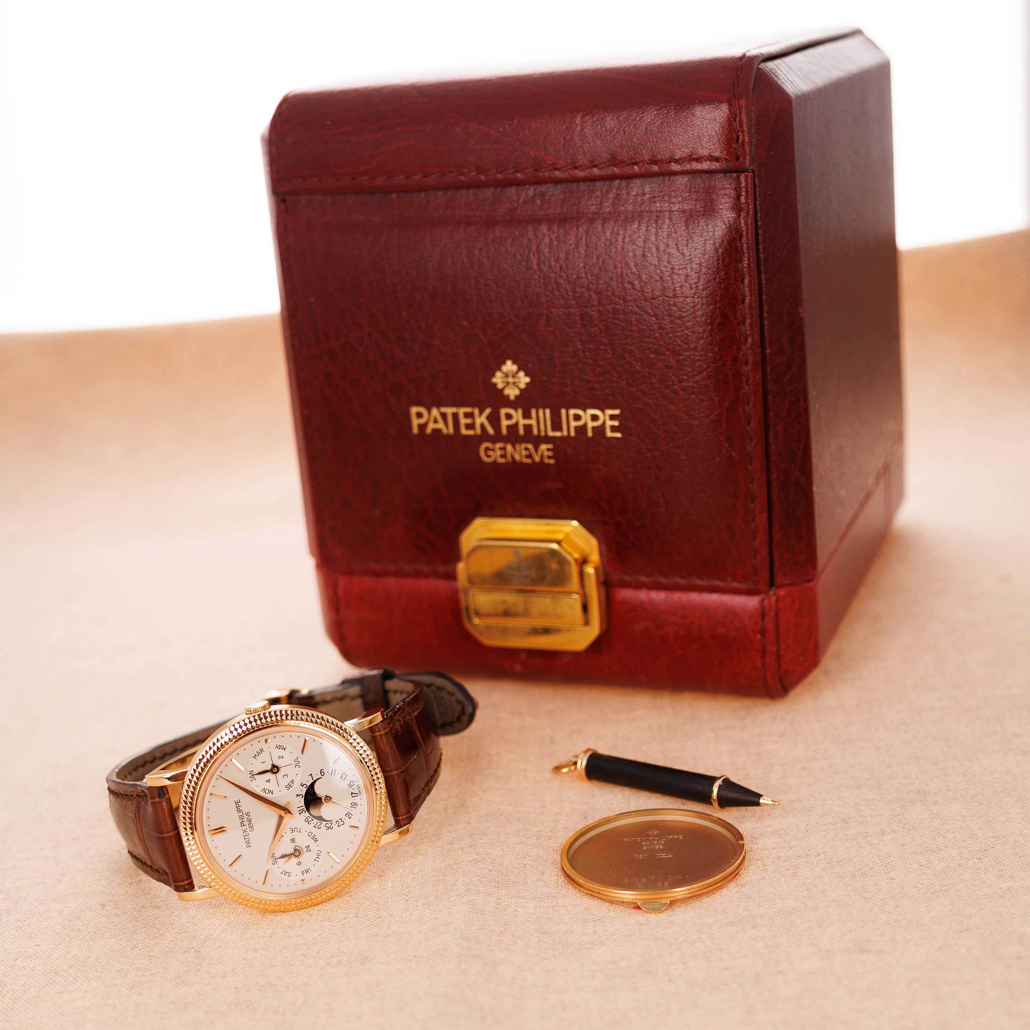 Patek Philippe Rose Gold Perpetual Calendar Ref. 5039 - Image 5