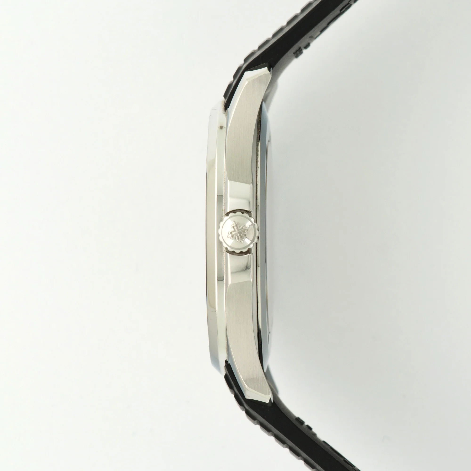Patek Philippe Stainless Steel Aquanaut Jumbo Watch Ref. 5167 - Image 3
