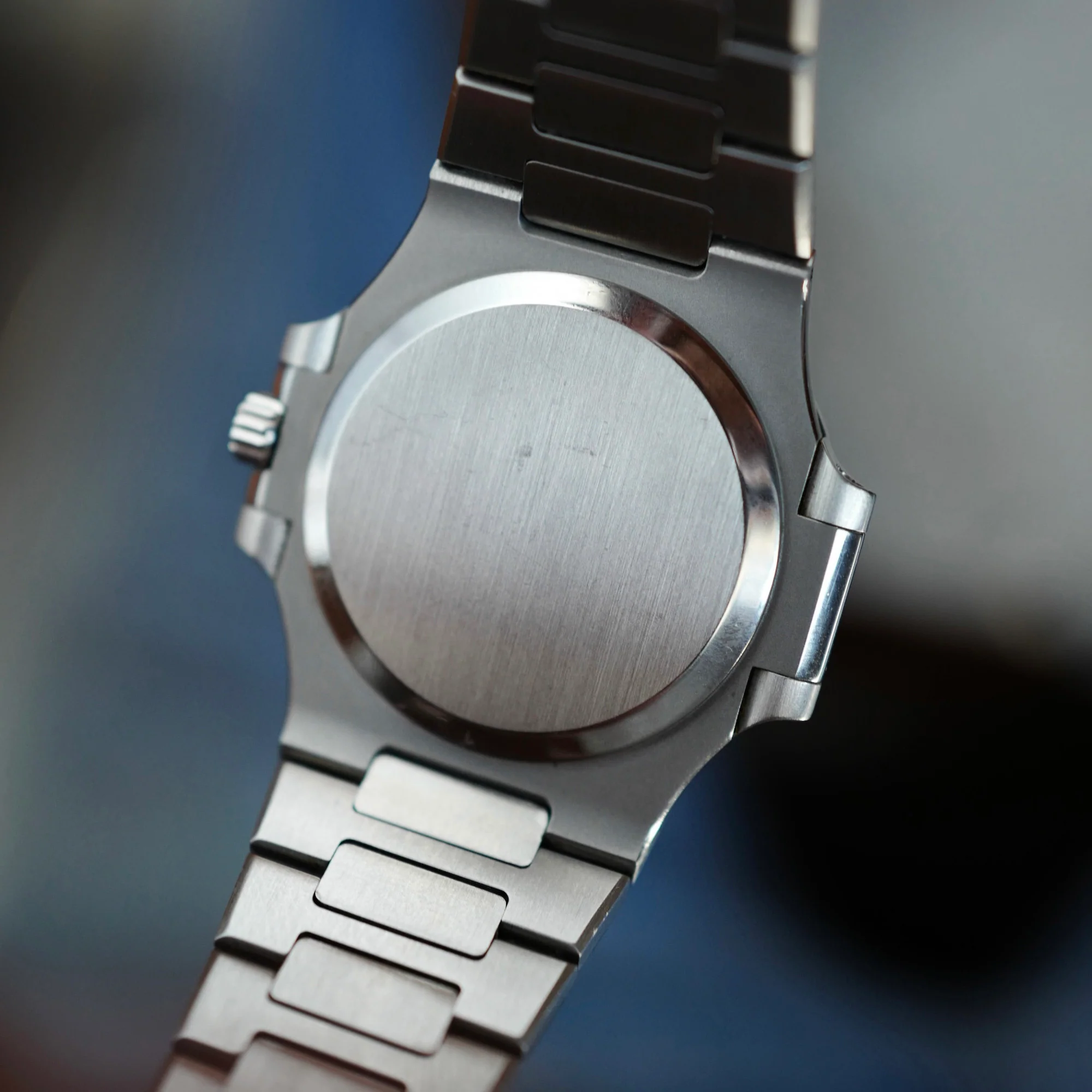 Patek Philippe Steel Nautilus Ref. 3800 - Image 5