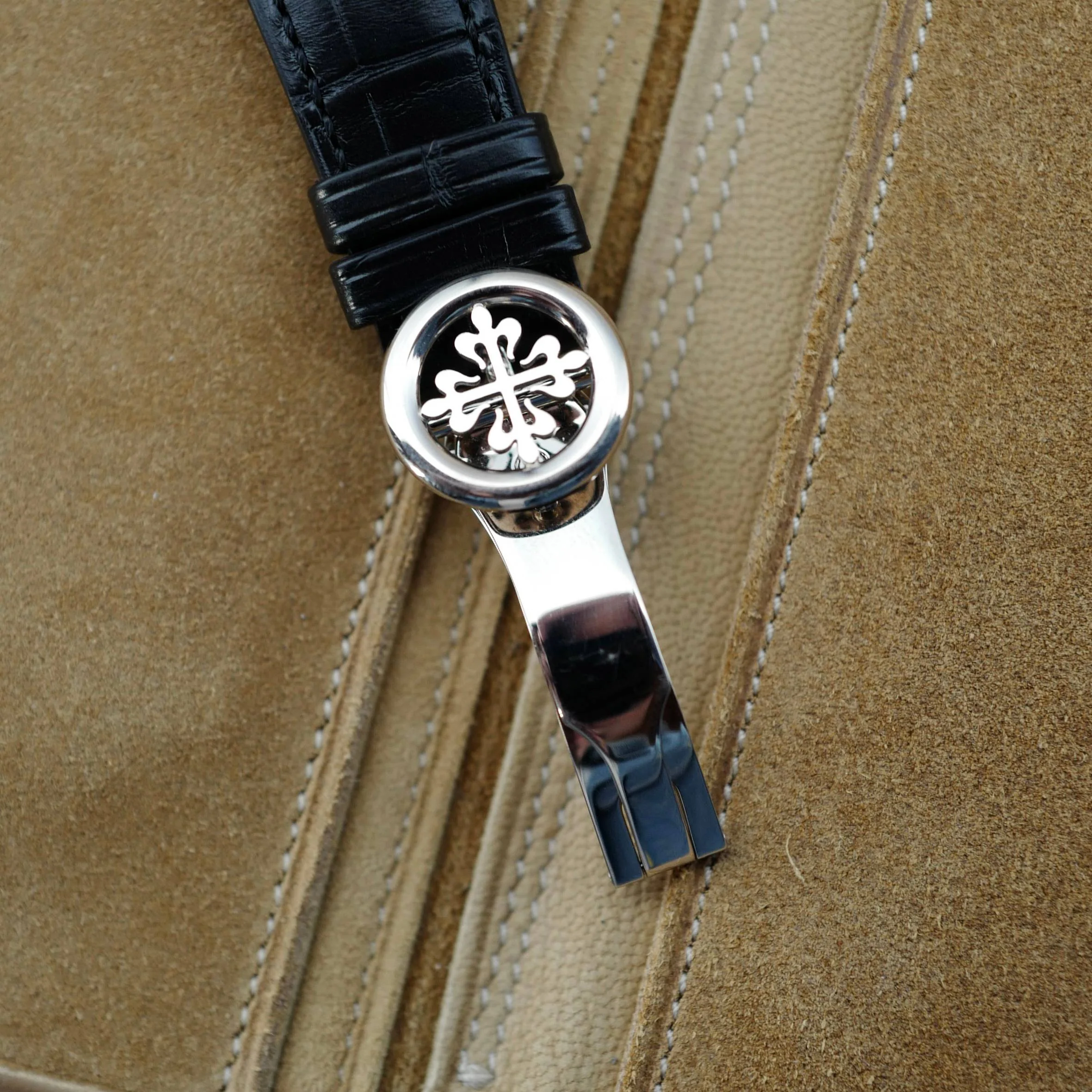 Patek Philippe White Gold Annual Calendar Tiffany & Co Watch. Ref. 5396G-012 - Image 7
