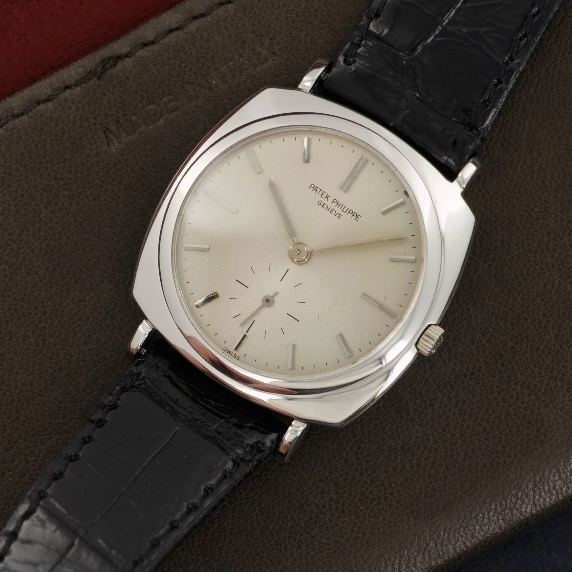 Patek Philippe White Gold Automatic Watch Ref. 3525 - Image 2