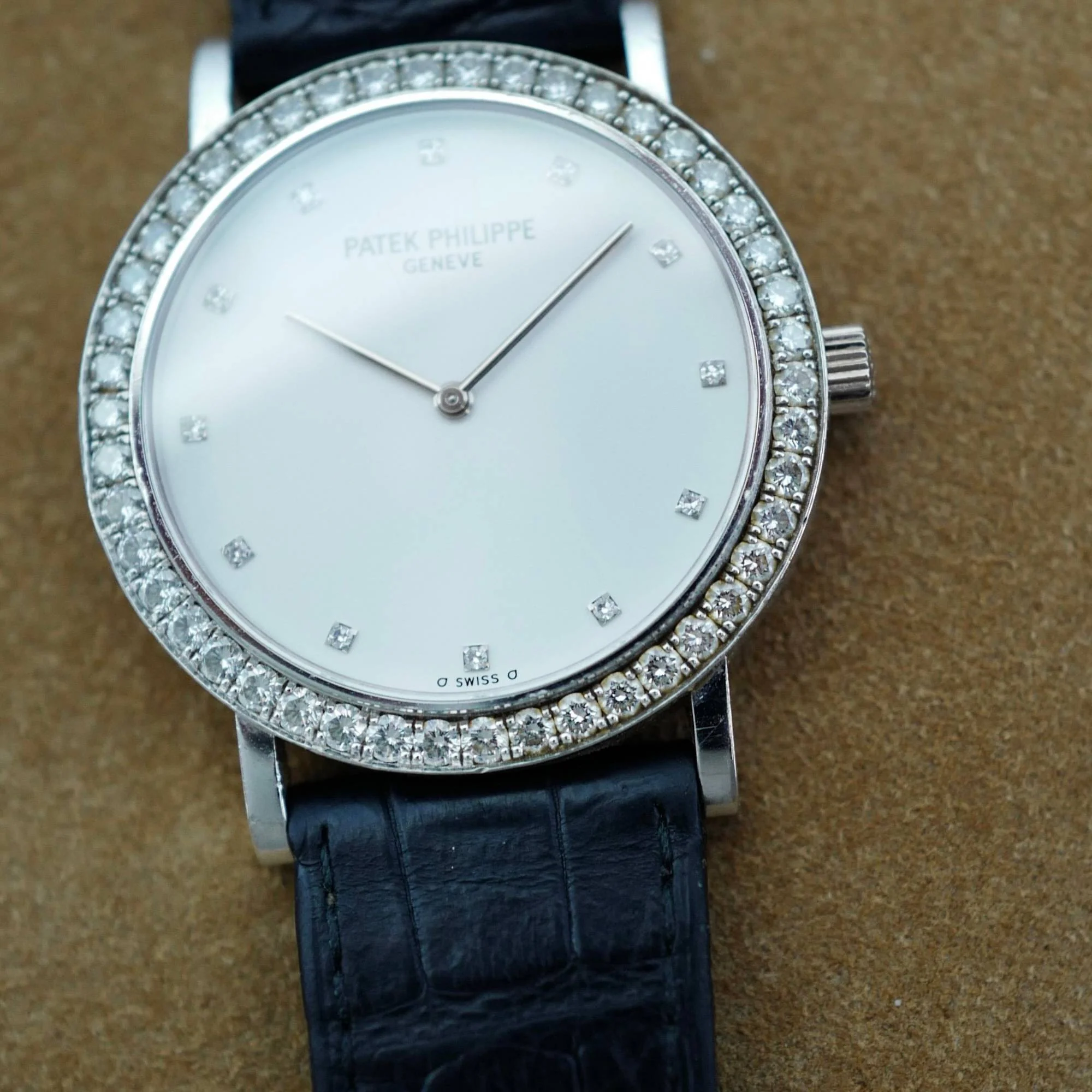 Patek Philippe White Gold Calatrava Ref. 5006 with Factory Dialmonds - Image 7