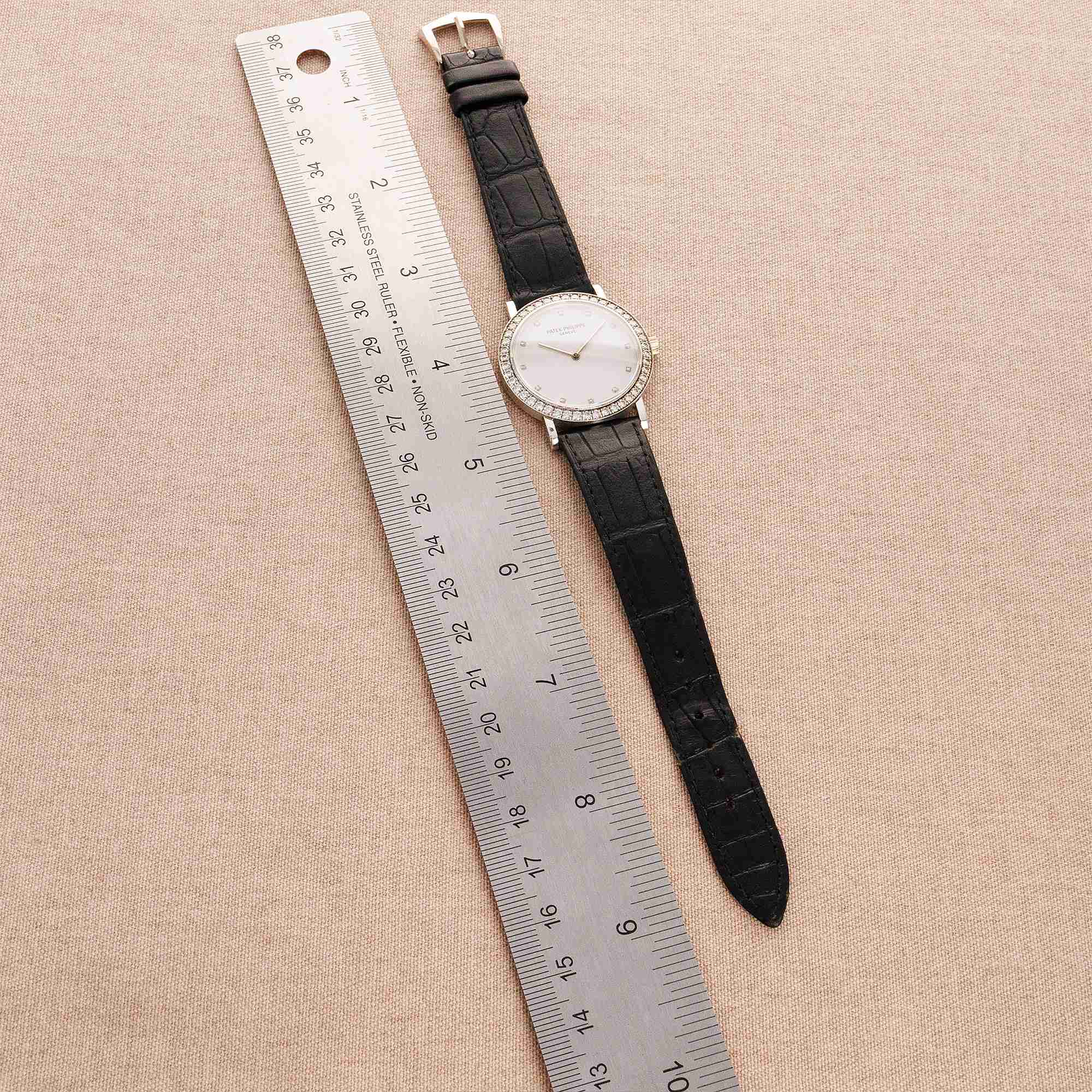 Patek Philippe White Gold Calatrava Ref. 5006 with Factory Dialmonds - Image 9