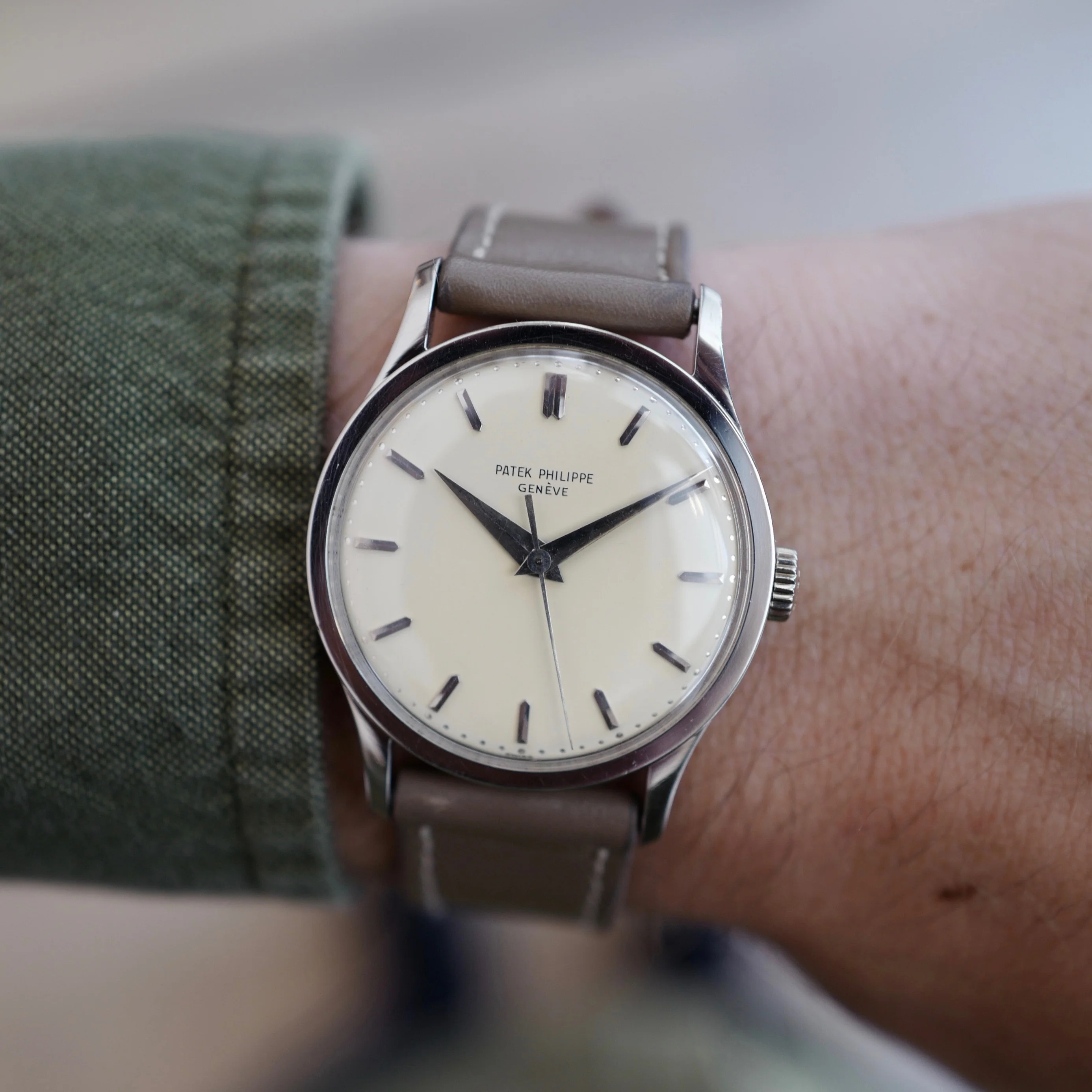 Patek Philippe White Gold Calatrava Watch Ref. 570 - Image 2
