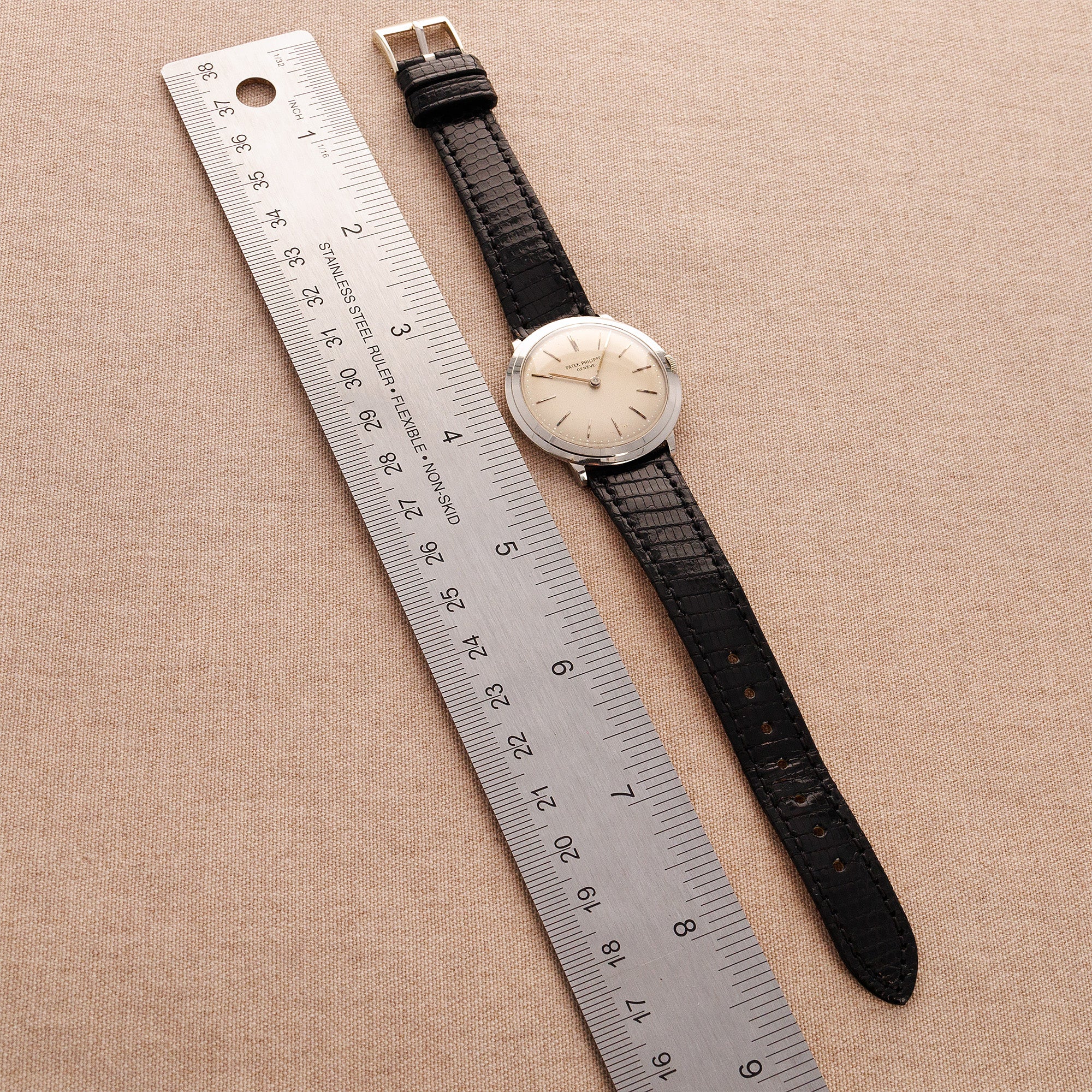 Patek Philippe White Gold Disco Volante Ref. 2501 - Image 6