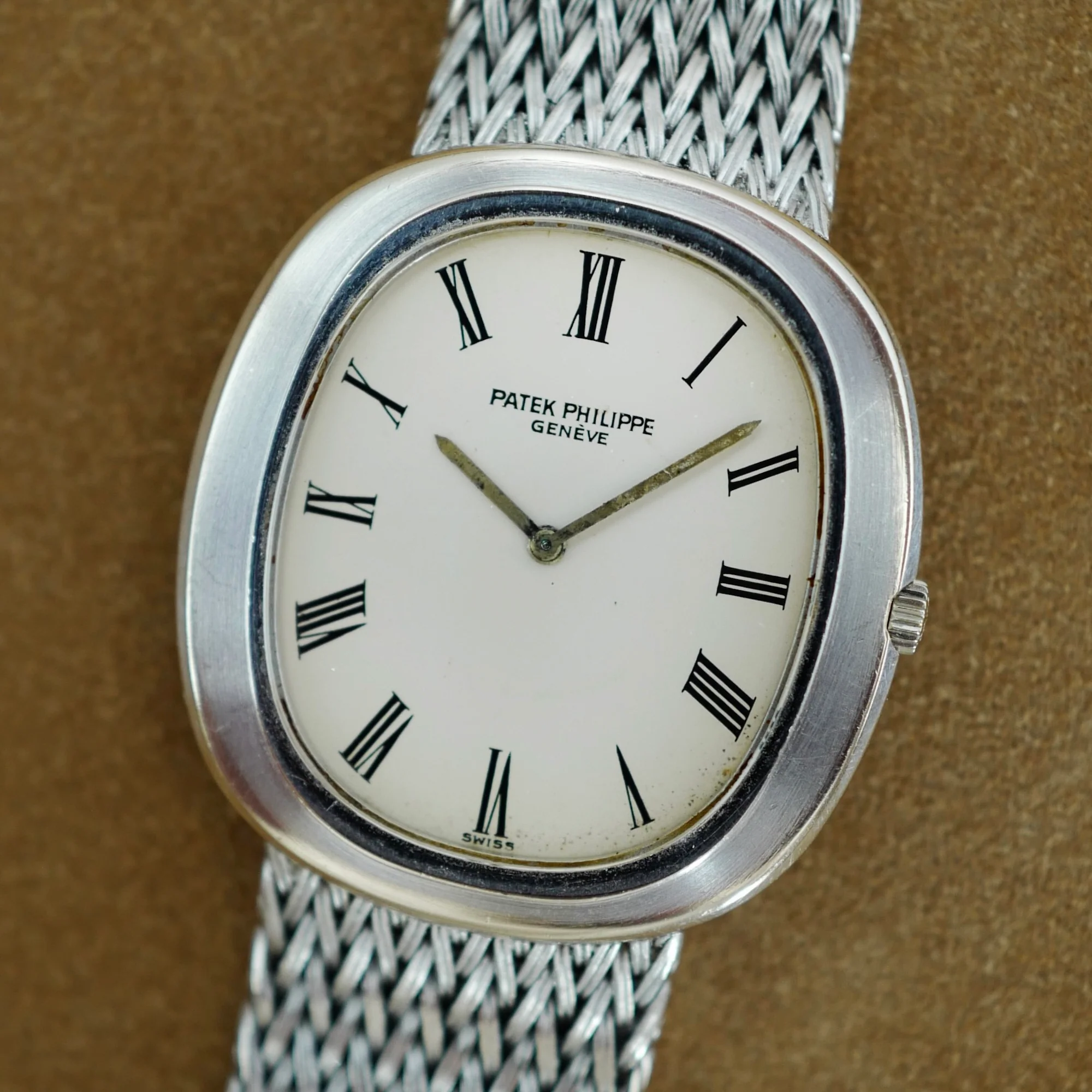 Patek Philippe White Gold Ellipse Ref. 3589 - Image 9