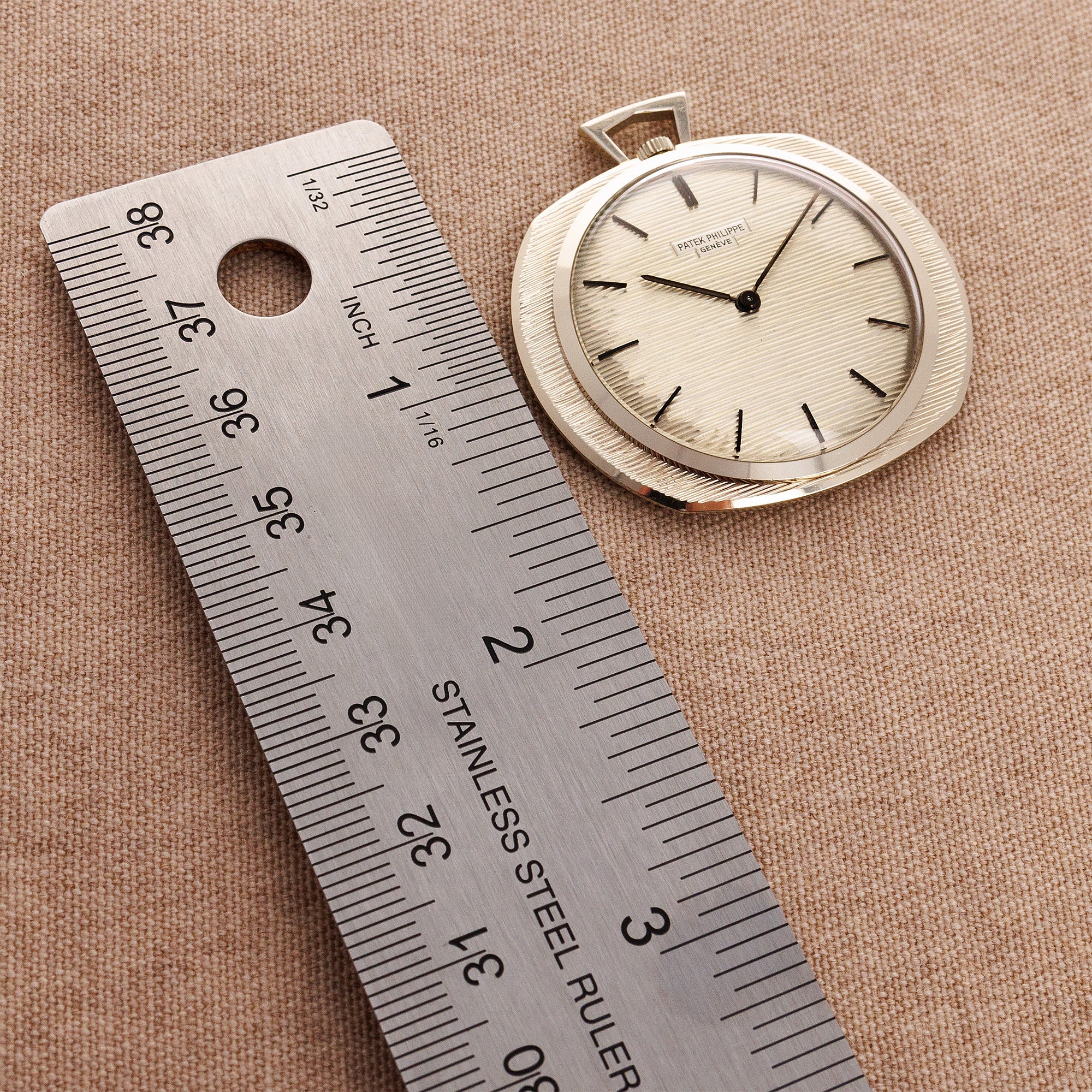 Patek Philippe White Gold Futuriste Pocket Watch by Gilbert Albert Ref. 798 - Image 8