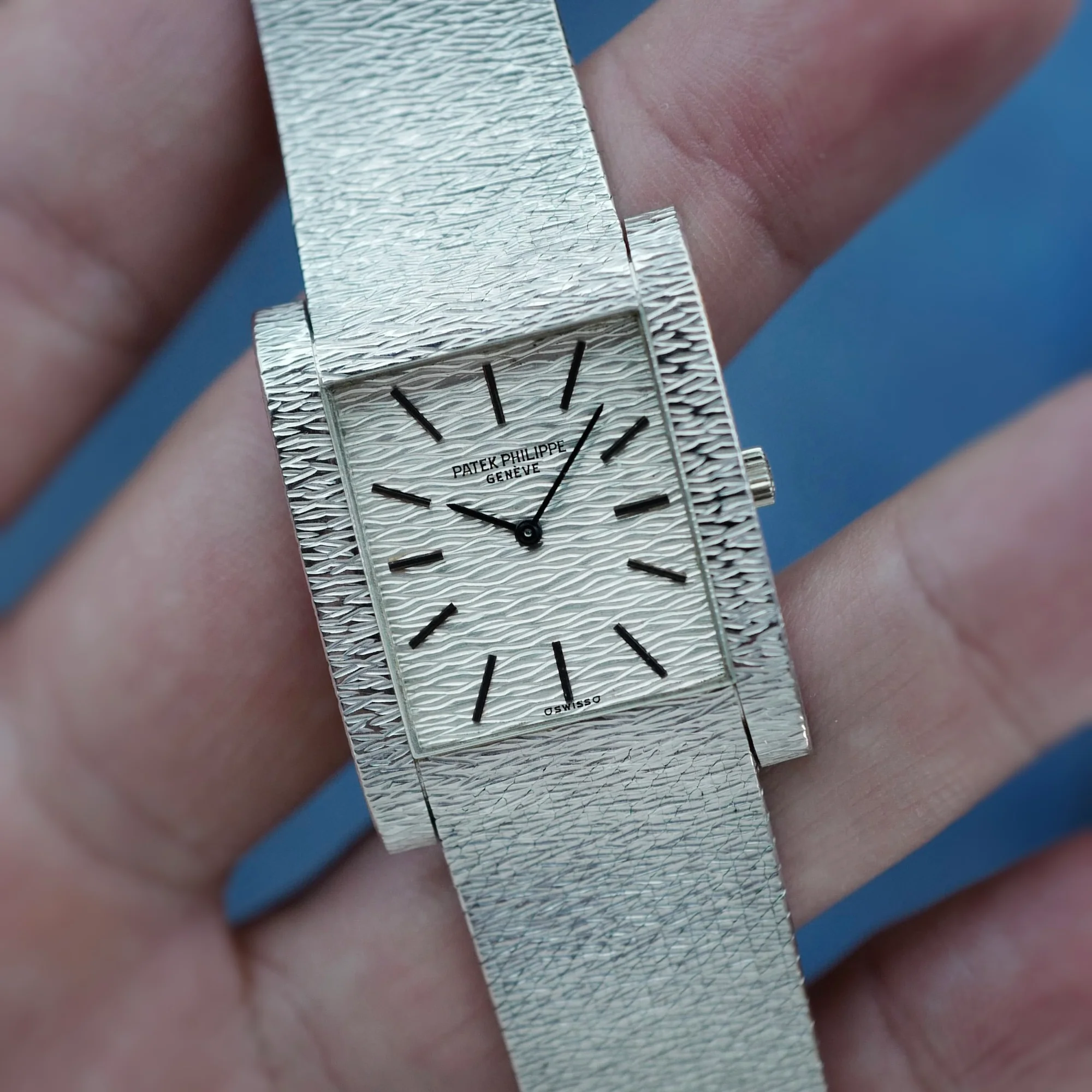 Patek Philippe White Gold Gondolo Ref. 3553 - Image 4