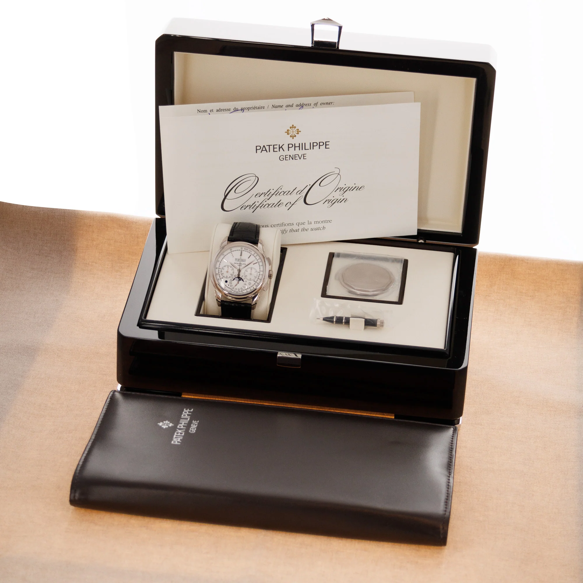 Patek Philippe White Gold Perpetual Calendar Ref. 5270 - Image 9
