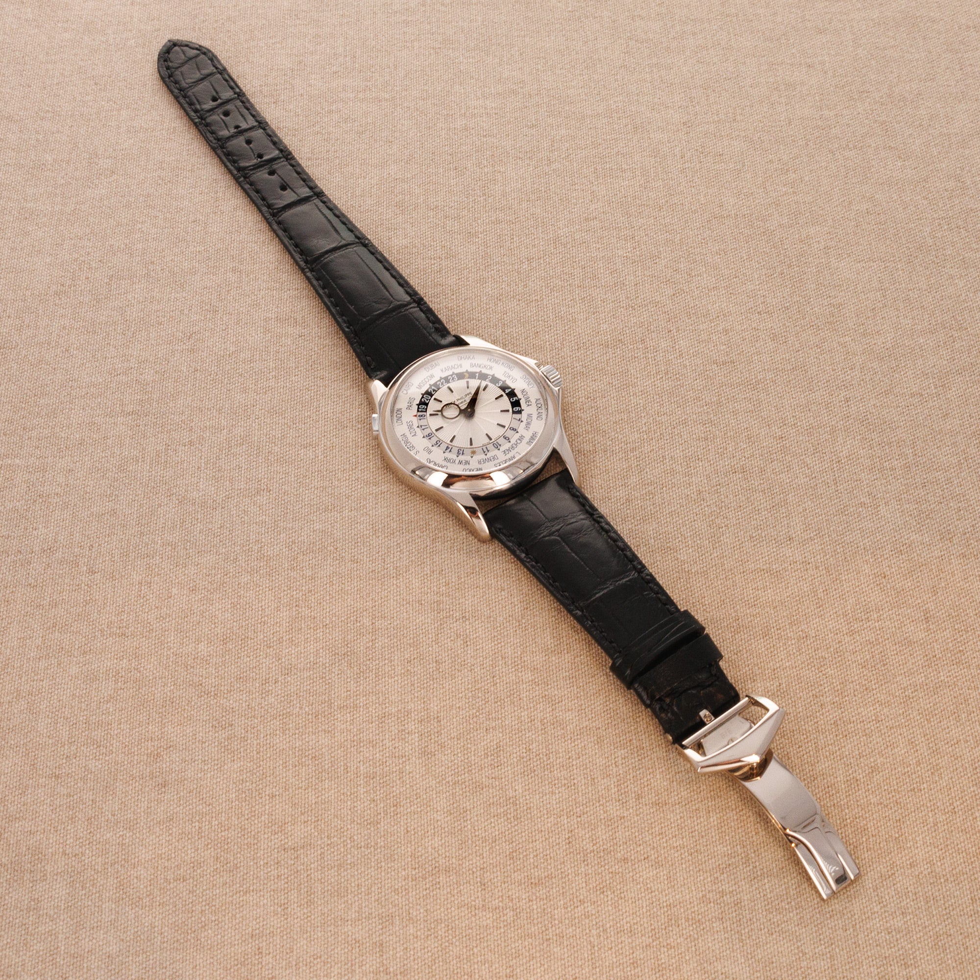 Patek Philippe White Gold World Time Watch Ref. 5130 - Image 4
