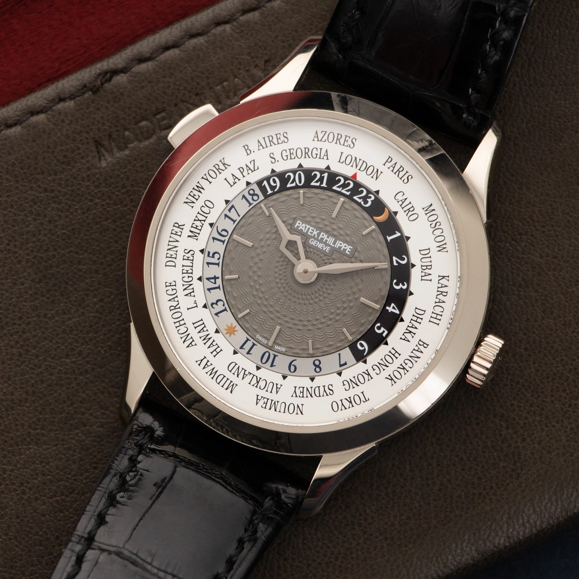 Patek Philippe White Gold World Time Watch Ref. 5230 - Image 2
