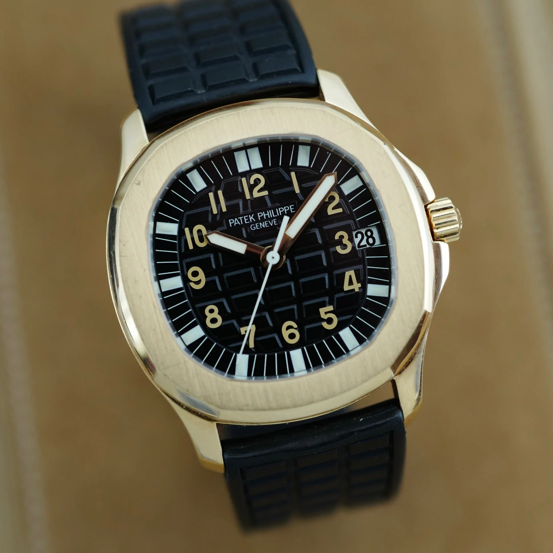 Patek Philippe Yellow Gold Aquanaut Watch Ref. 5066 (New Arrival) - Image 3