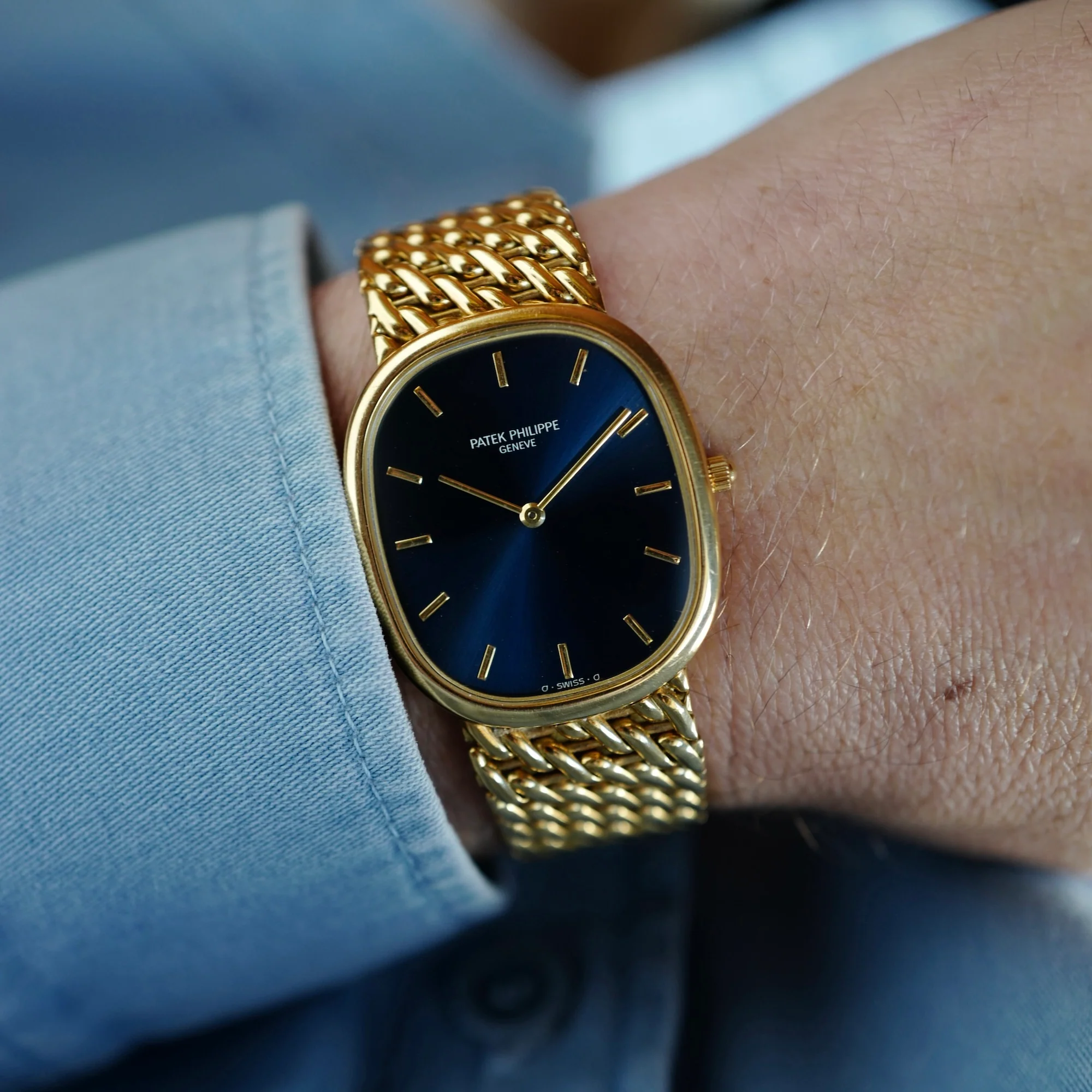 Patek Philippe Yellow Gold Automatic Ellipse Ref. 3738 - Image 2