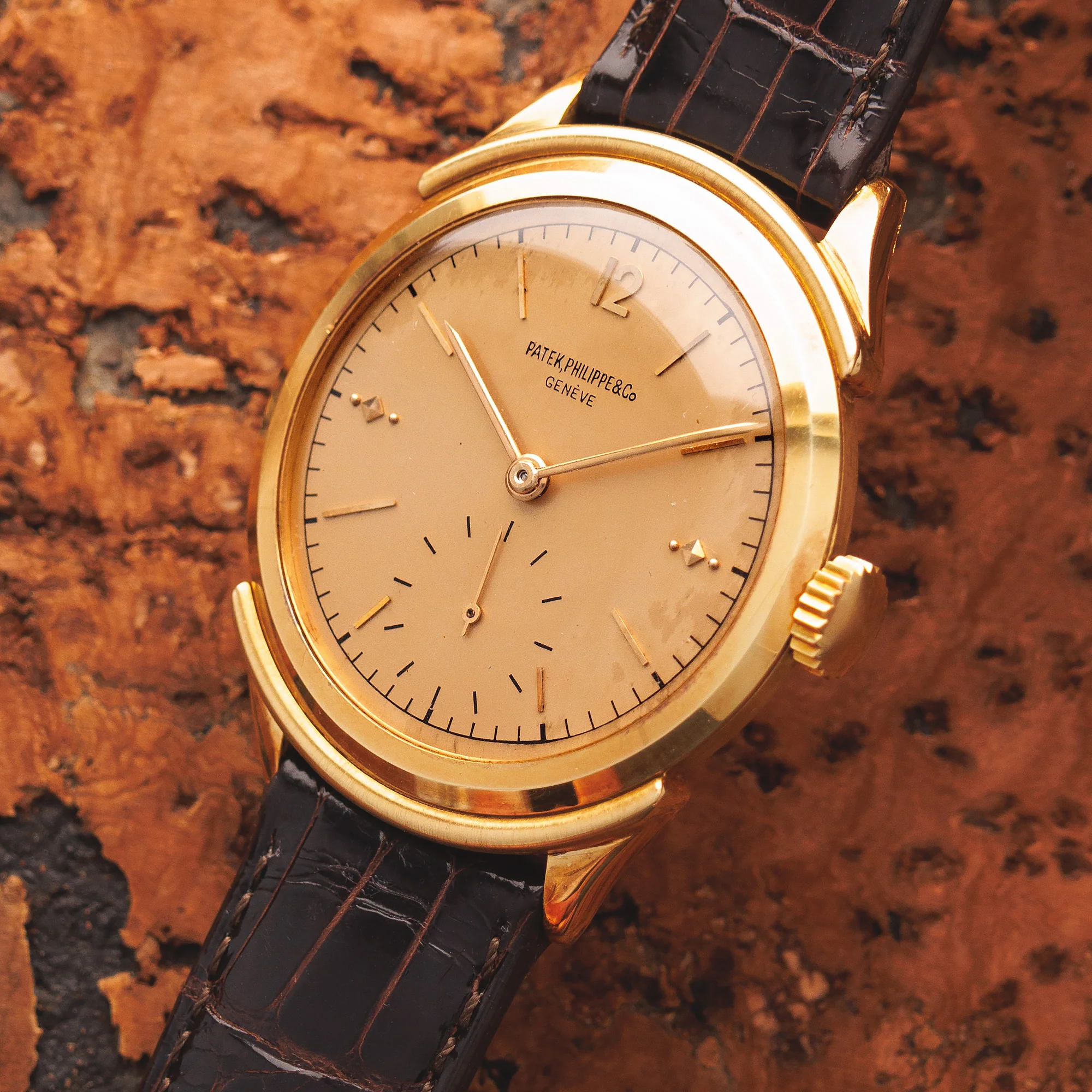 Patek Philippe Yellow Gold Calatrava Ref. 2426 - Image 2