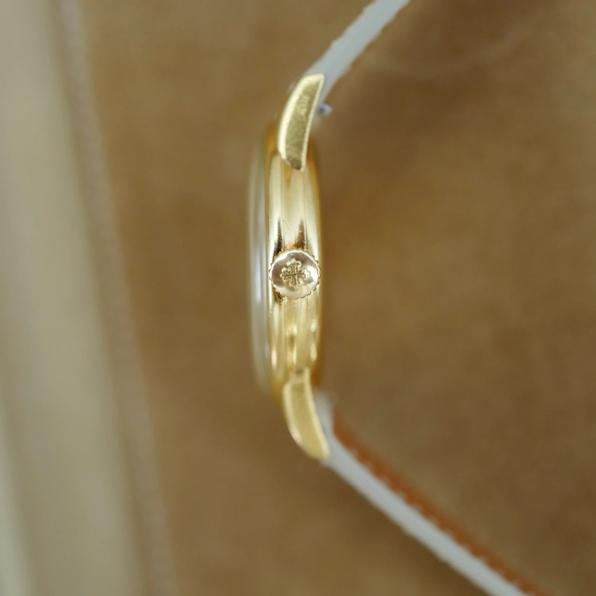 Patek Philippe Yellow Gold Calatrava Ref. 2494 - Image 6