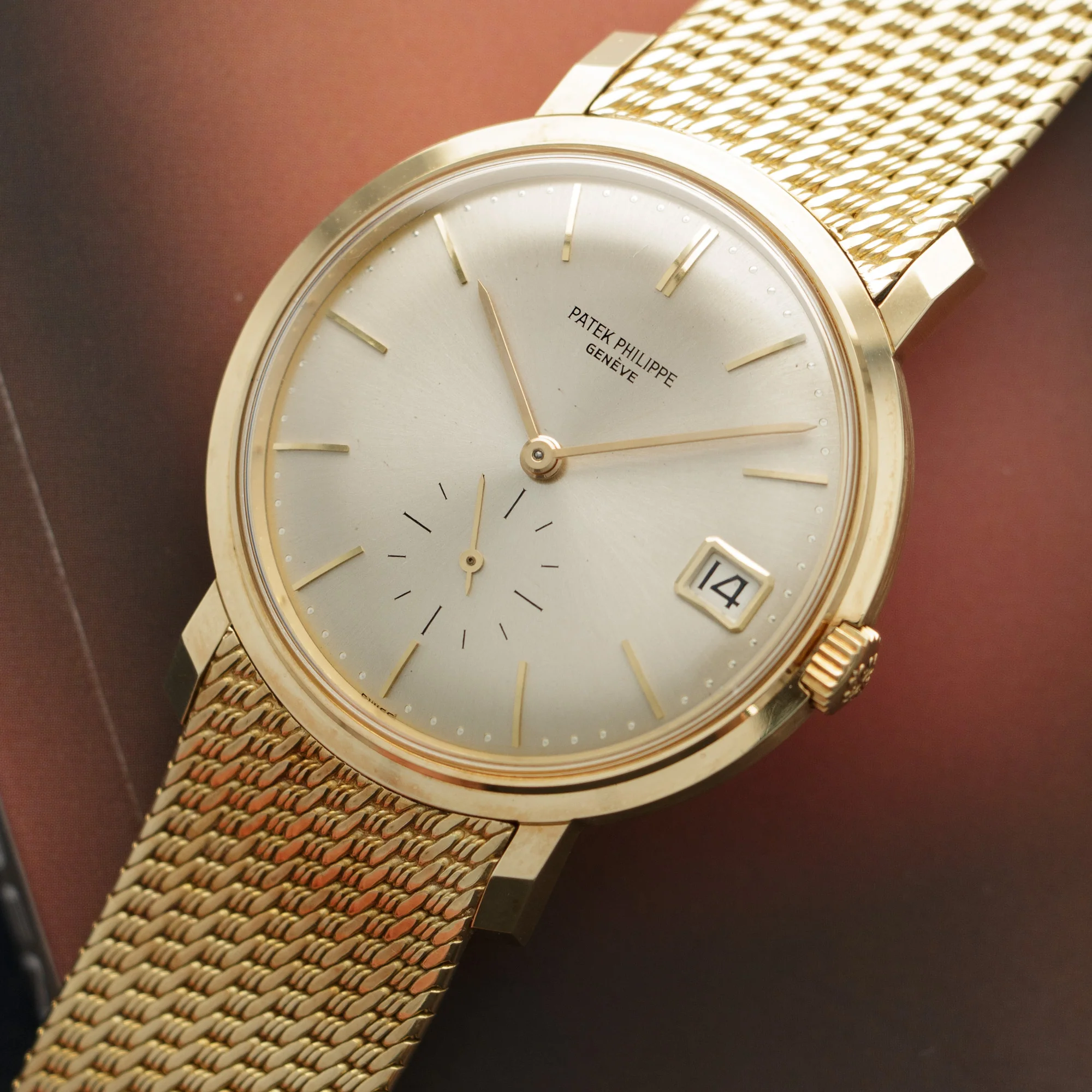 Patek Philippe Yellow Gold Calatrava Ref. 3445 - Image 2