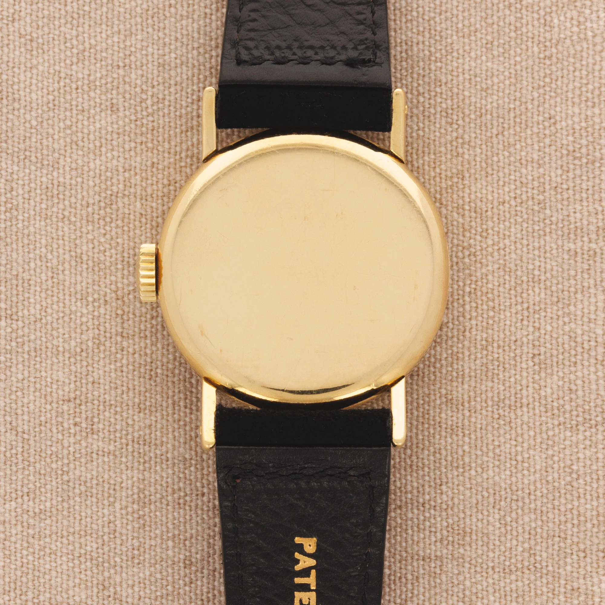 Patek Philippe Yellow Gold Calatrava Ref. 534 with Silver Sector Dial - Image 3