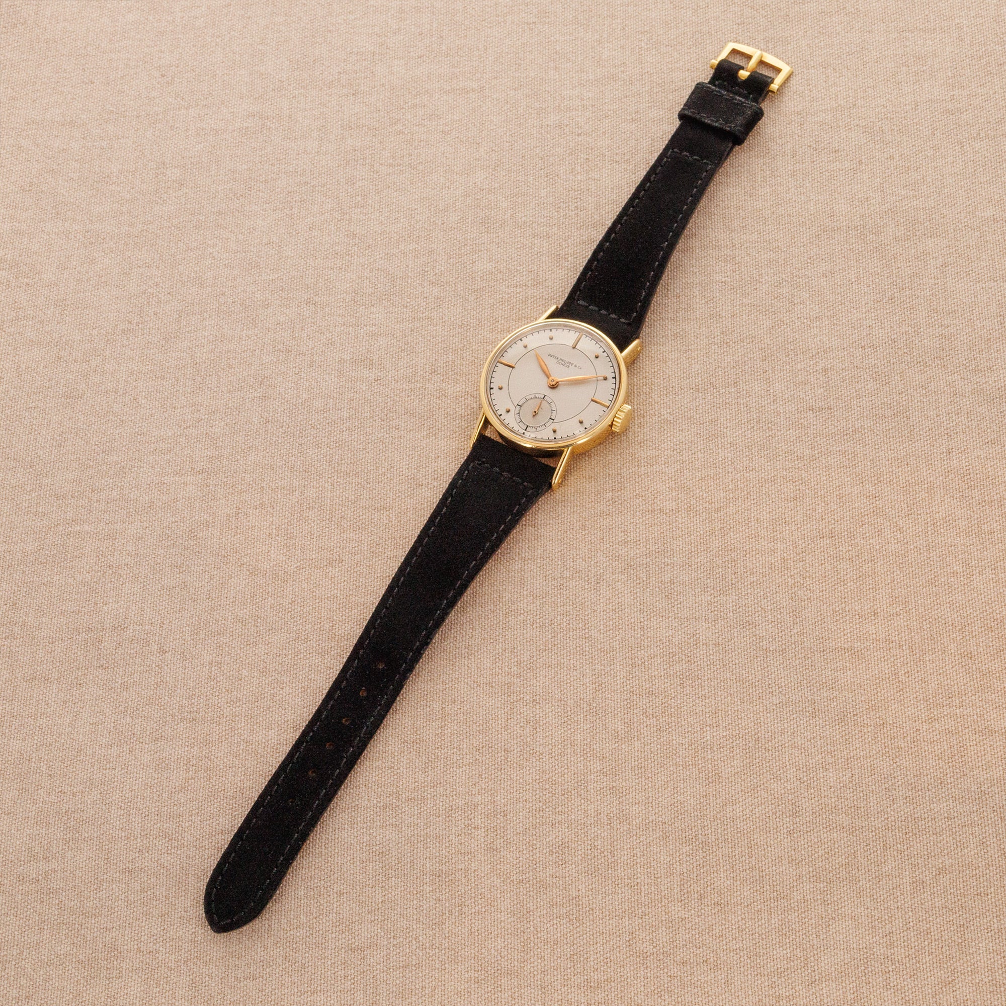 Patek Philippe Yellow Gold Calatrava Ref. 534 with Silver Sector Dial - Image 5
