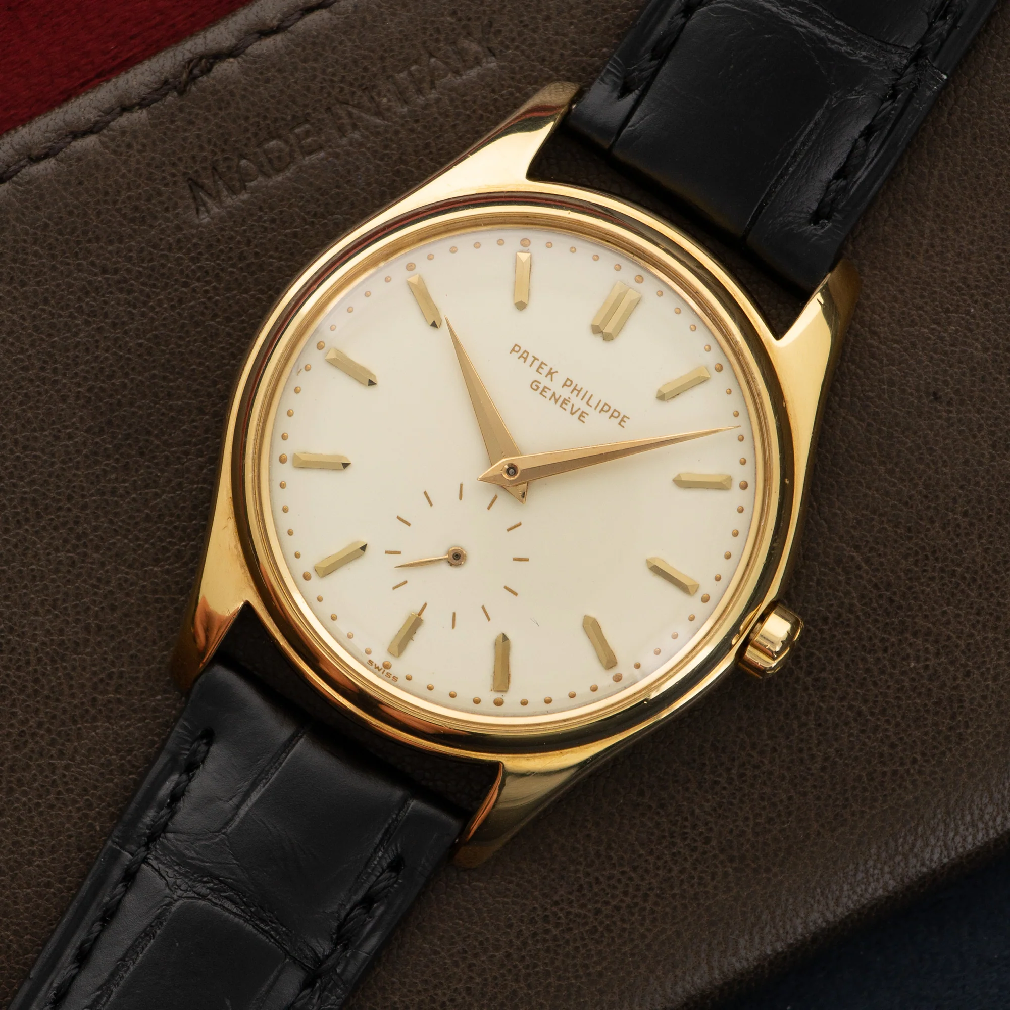 Patek Philippe Yellow Gold Calatrava Watch Ref. 2526 - Image 2