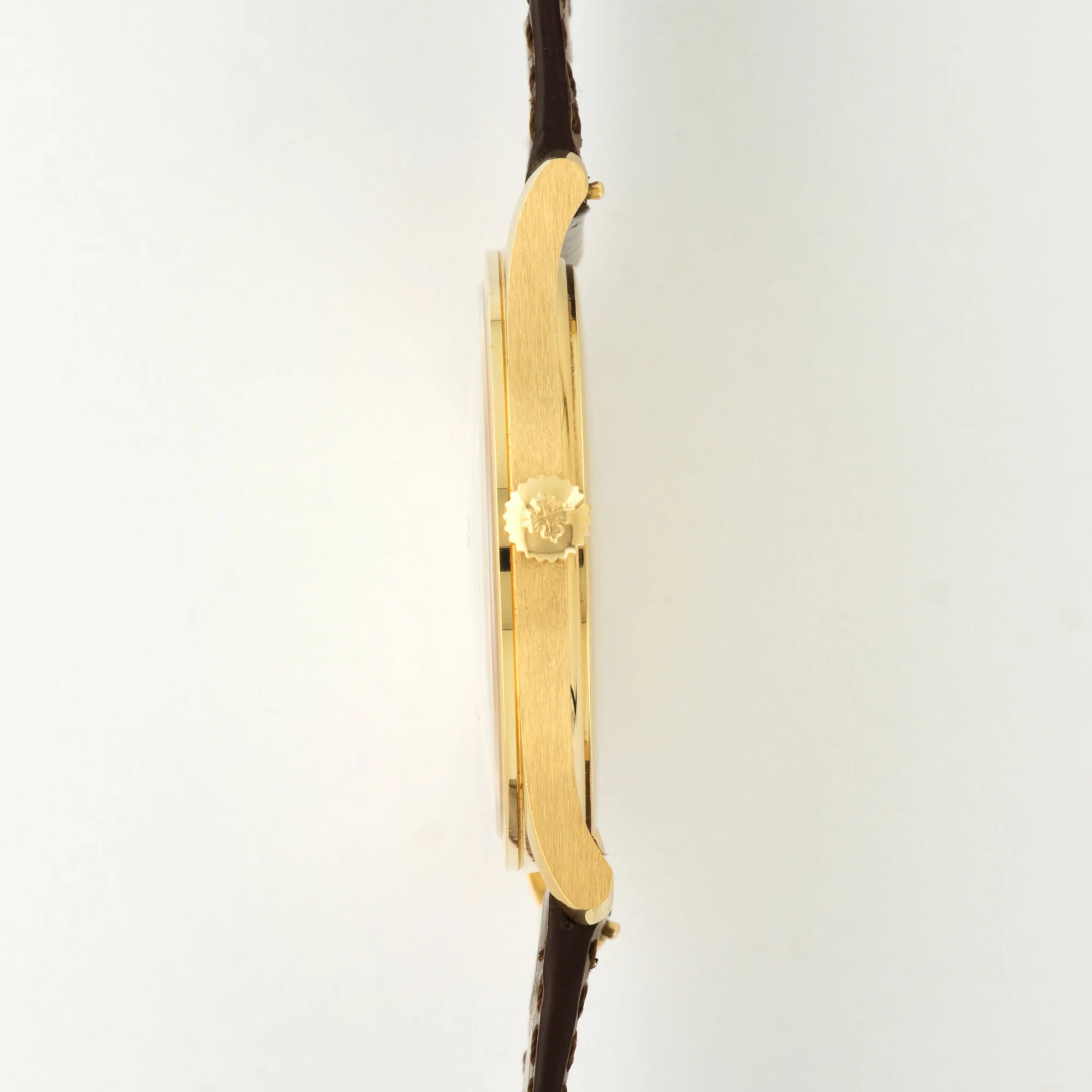 Patek Philippe Yellow Gold Calatrava Watch Ref. 5196J - Image 3