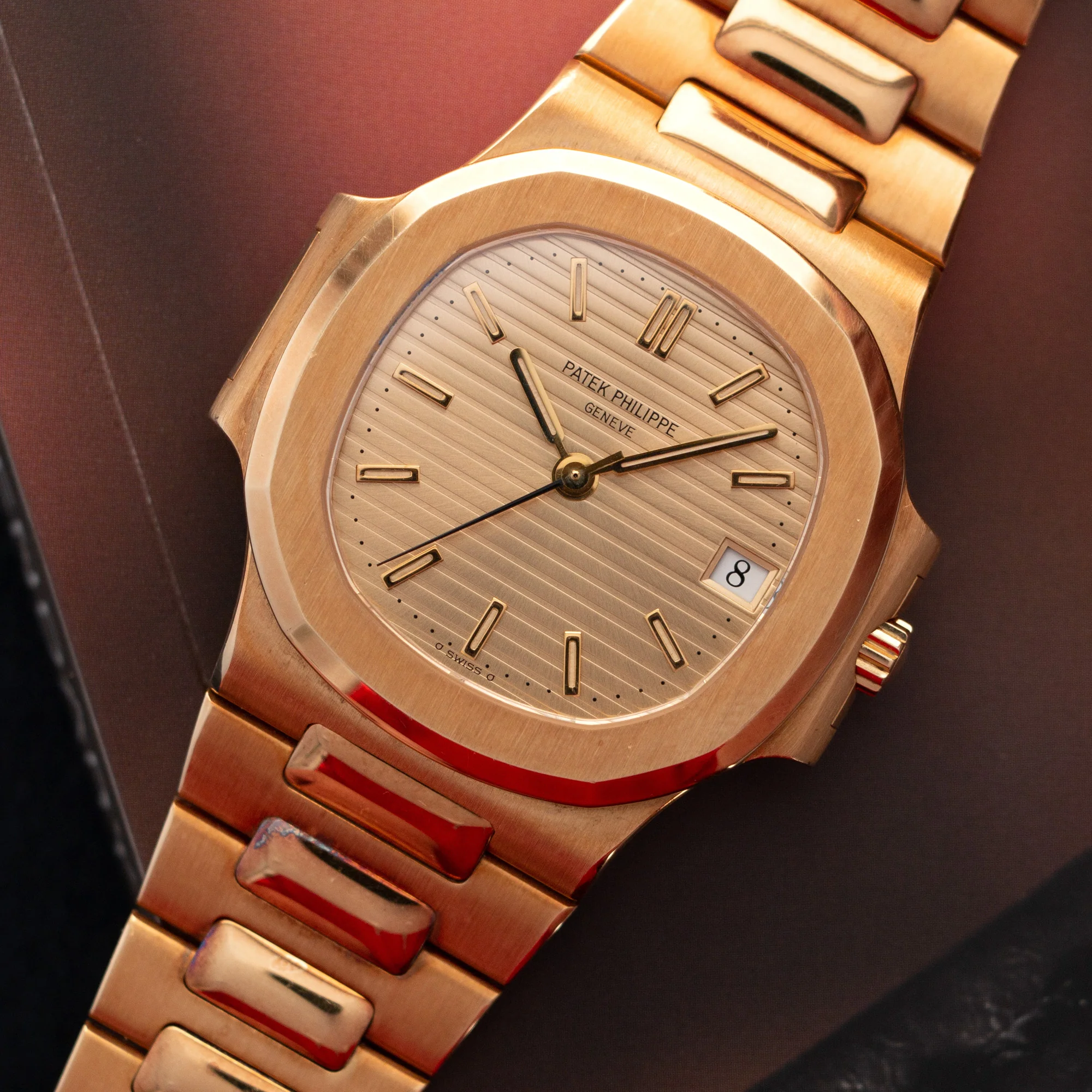 Patek Philippe Yellow Gold Nautilus Watch Ref 3800 - Image 2